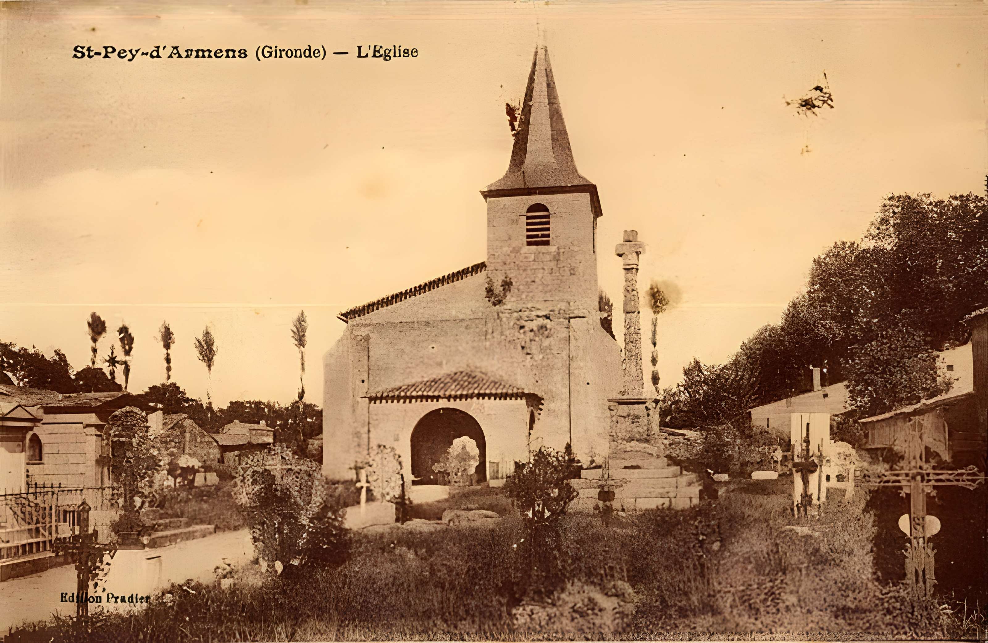 Église Saint-Pierre-aux-Liens de Saint-Pey-d'Armens