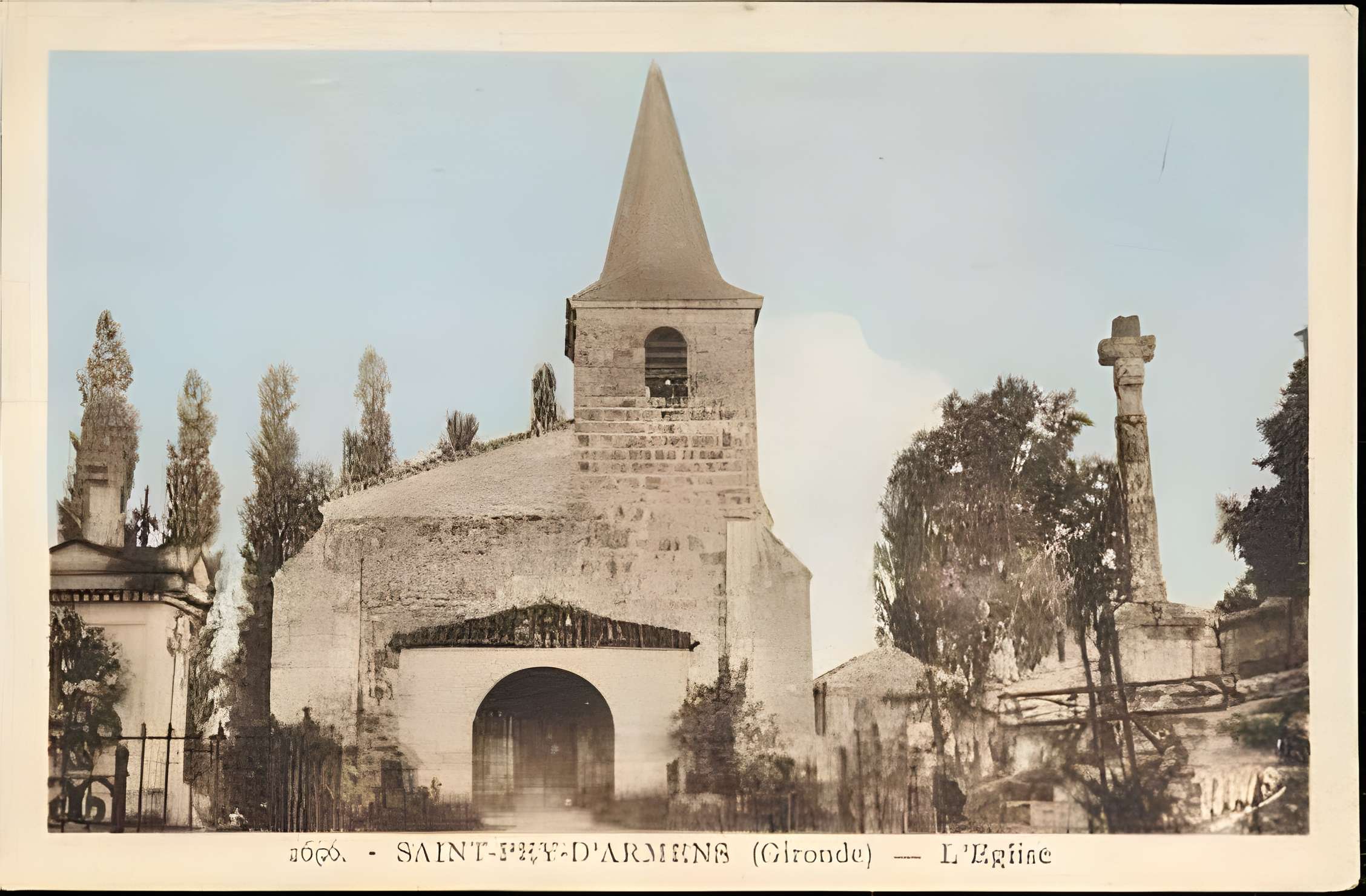 Église Saint-Pierre-aux-Liens de Saint-Pey-d'Armens
