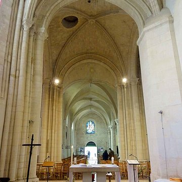 Église Saint-Pierre-aux-Liens de Vaux-sur-Seine