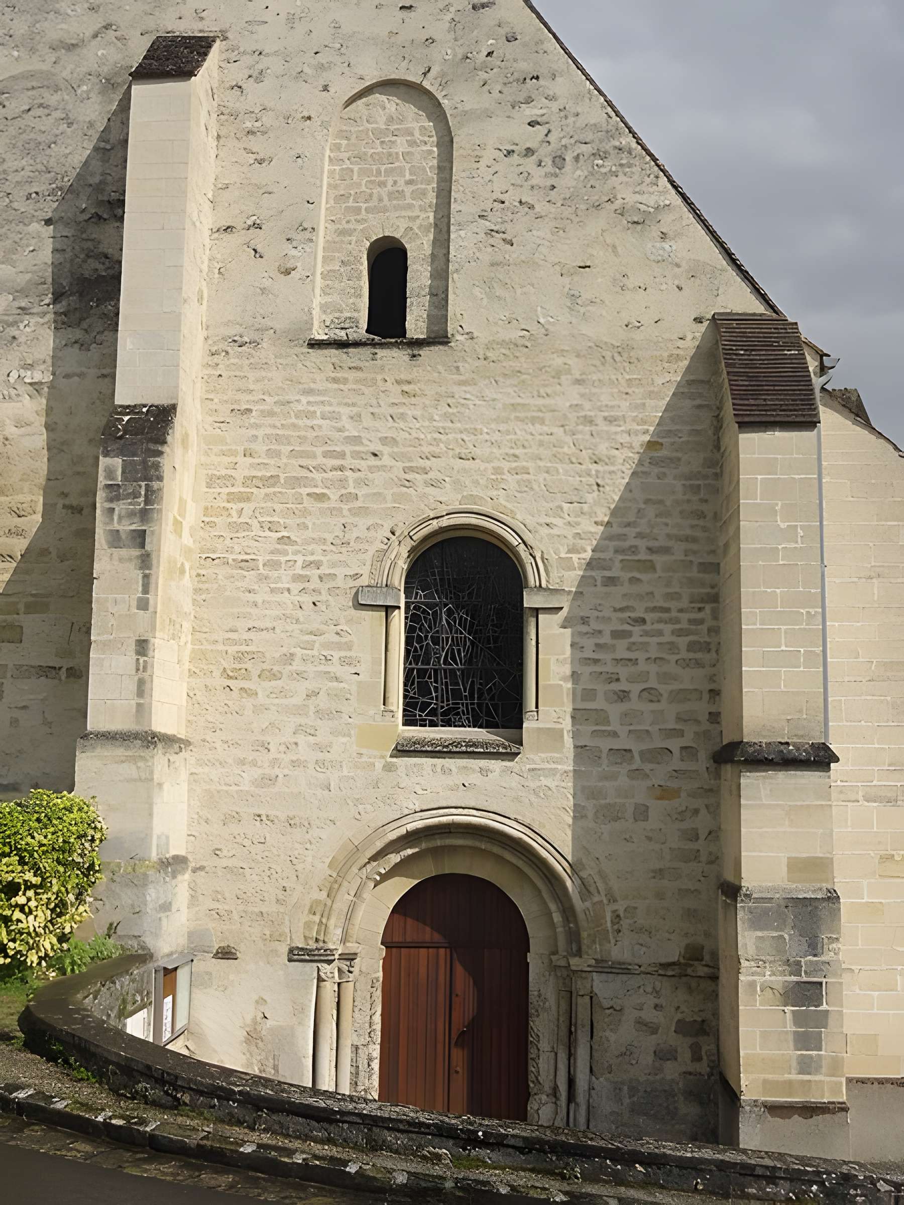 Église Saint-Pierre-aux-Liens de Vaux-sur-Seine