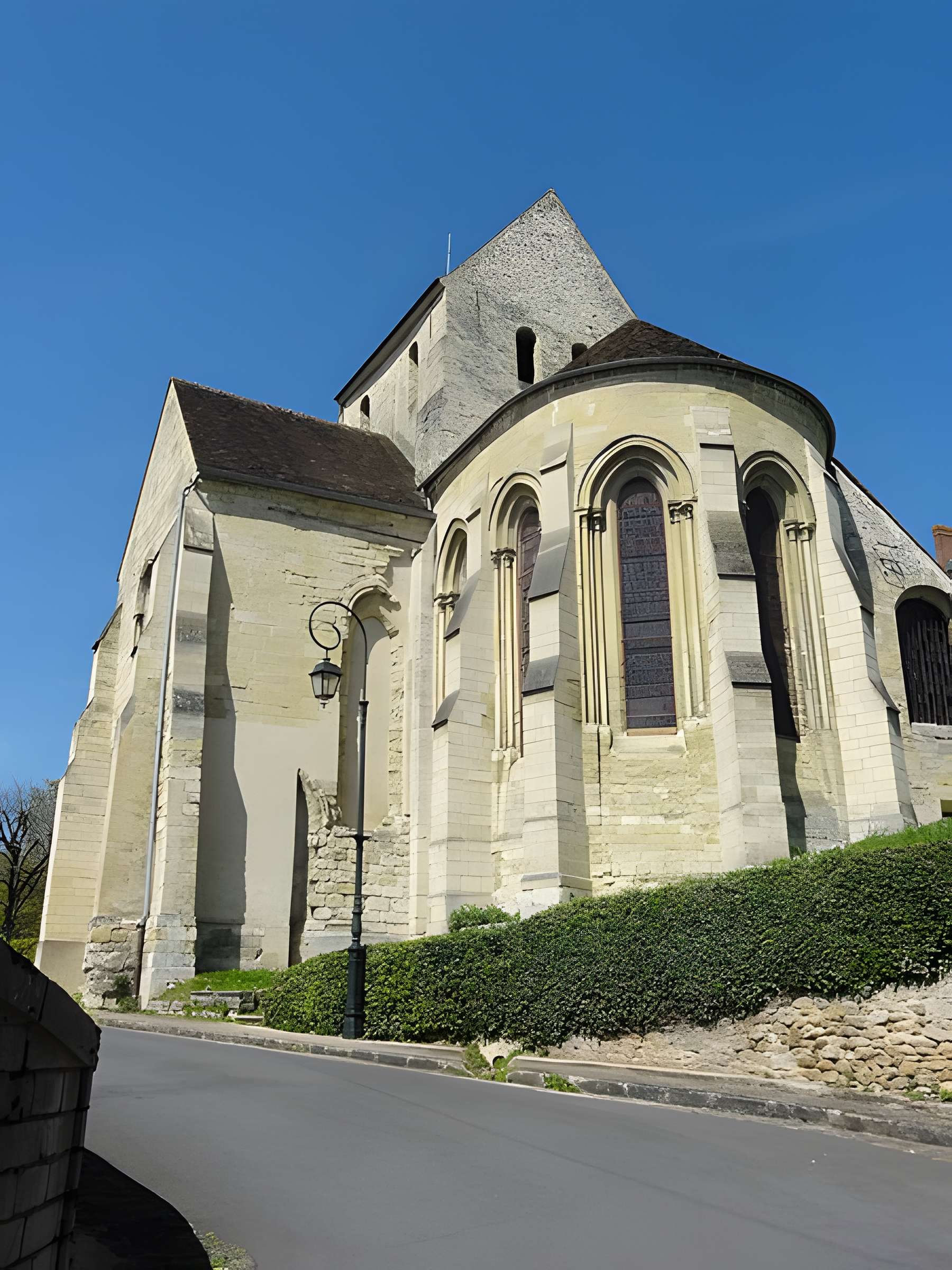 Église Saint-Pierre-aux-Liens de Vaux-sur-Seine