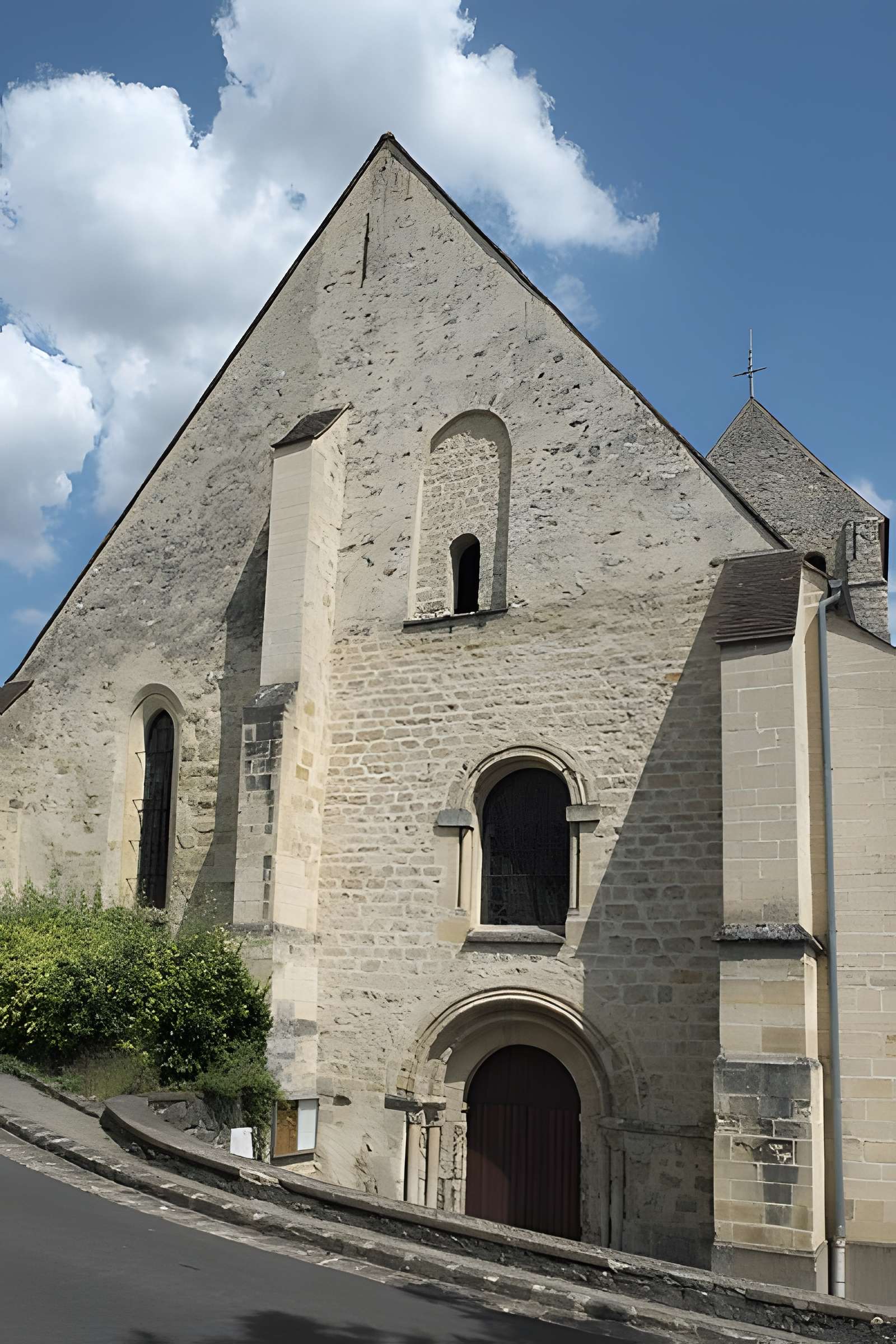 Église Saint-Pierre-aux-Liens de Vaux-sur-Seine