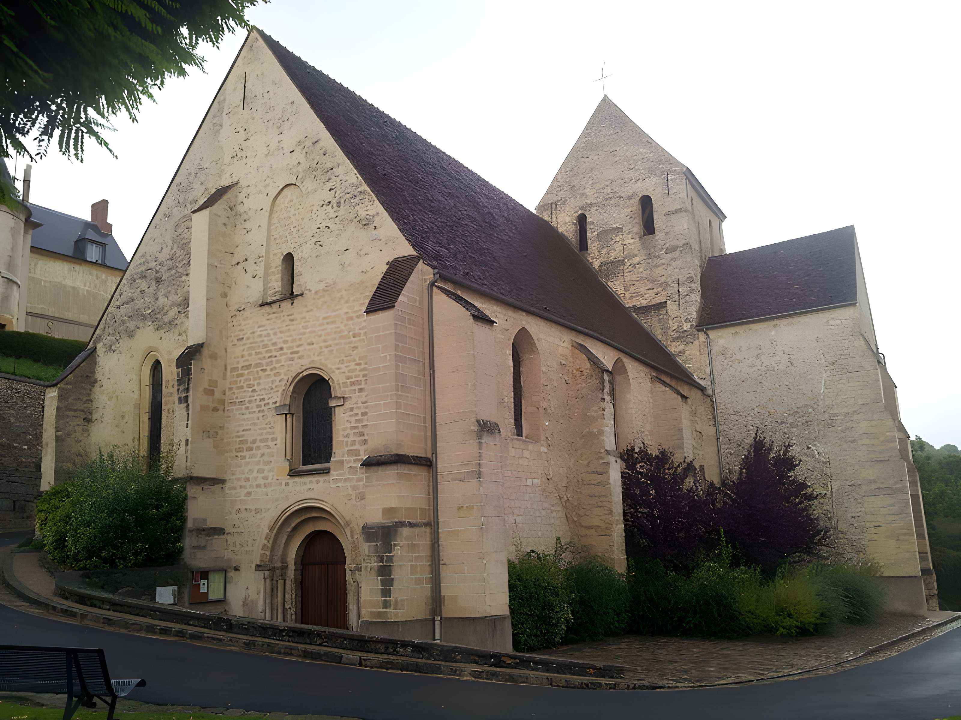 Église Saint-Pierre-aux-Liens de Vaux-sur-Seine