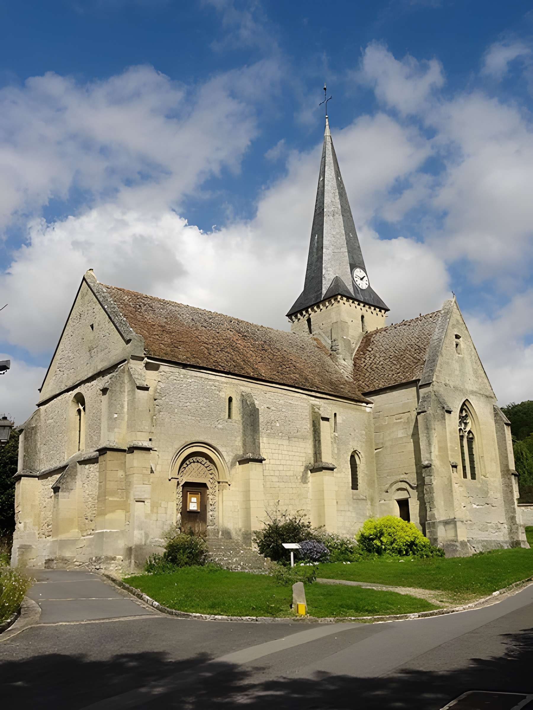 Église Saint-Pierre-aux-Liens-et-Saint-Étienne de Brignancourt 