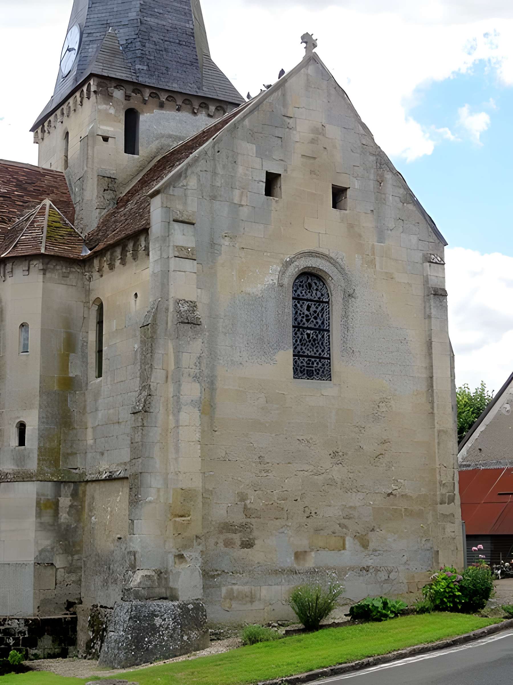 Église Saint-Pierre-aux-Liens-et-Saint-Étienne de Brignancourt