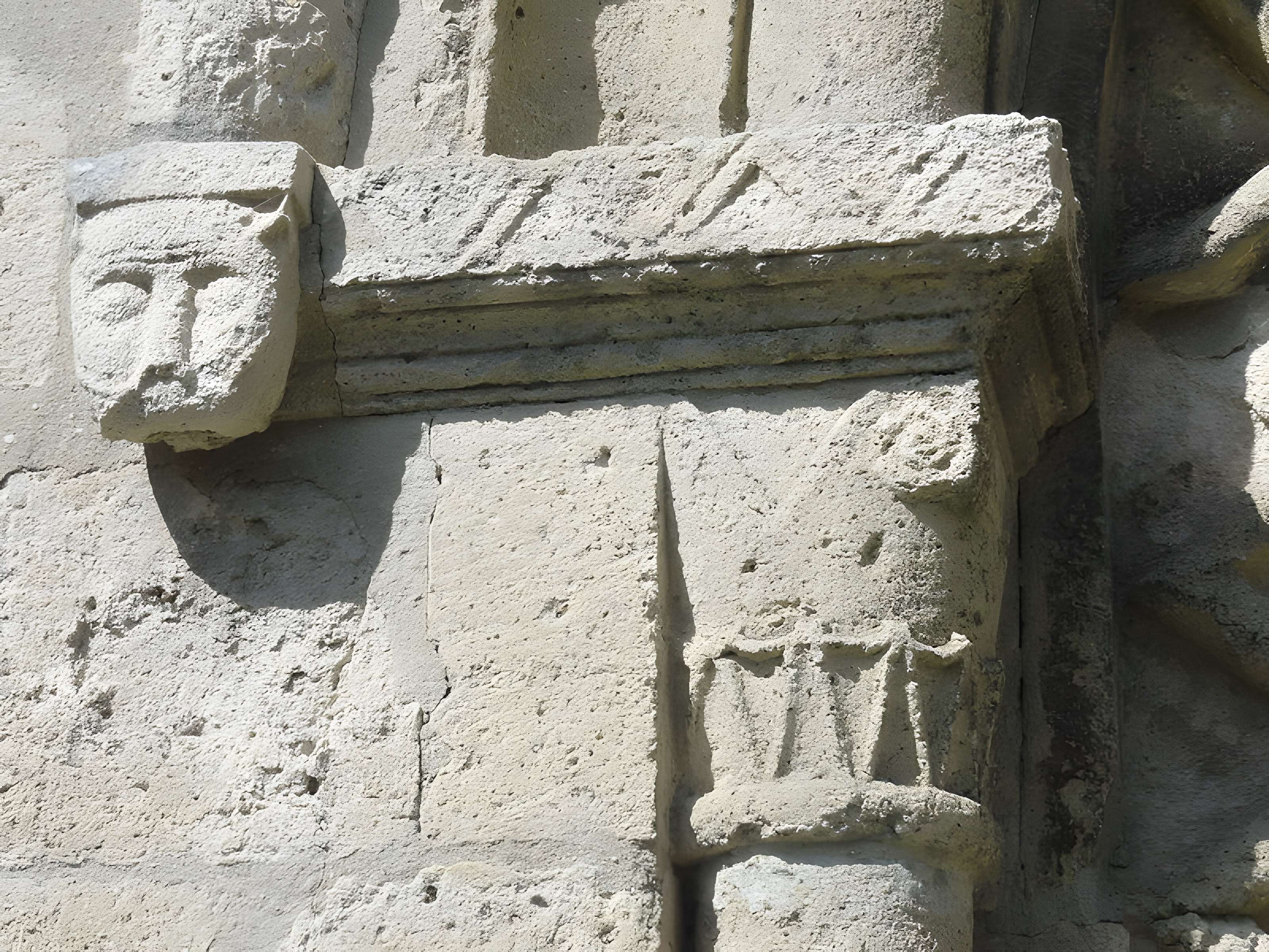 Église Saint-Pierre-aux-Liens-et-Saint-Étienne de Brignancourt
