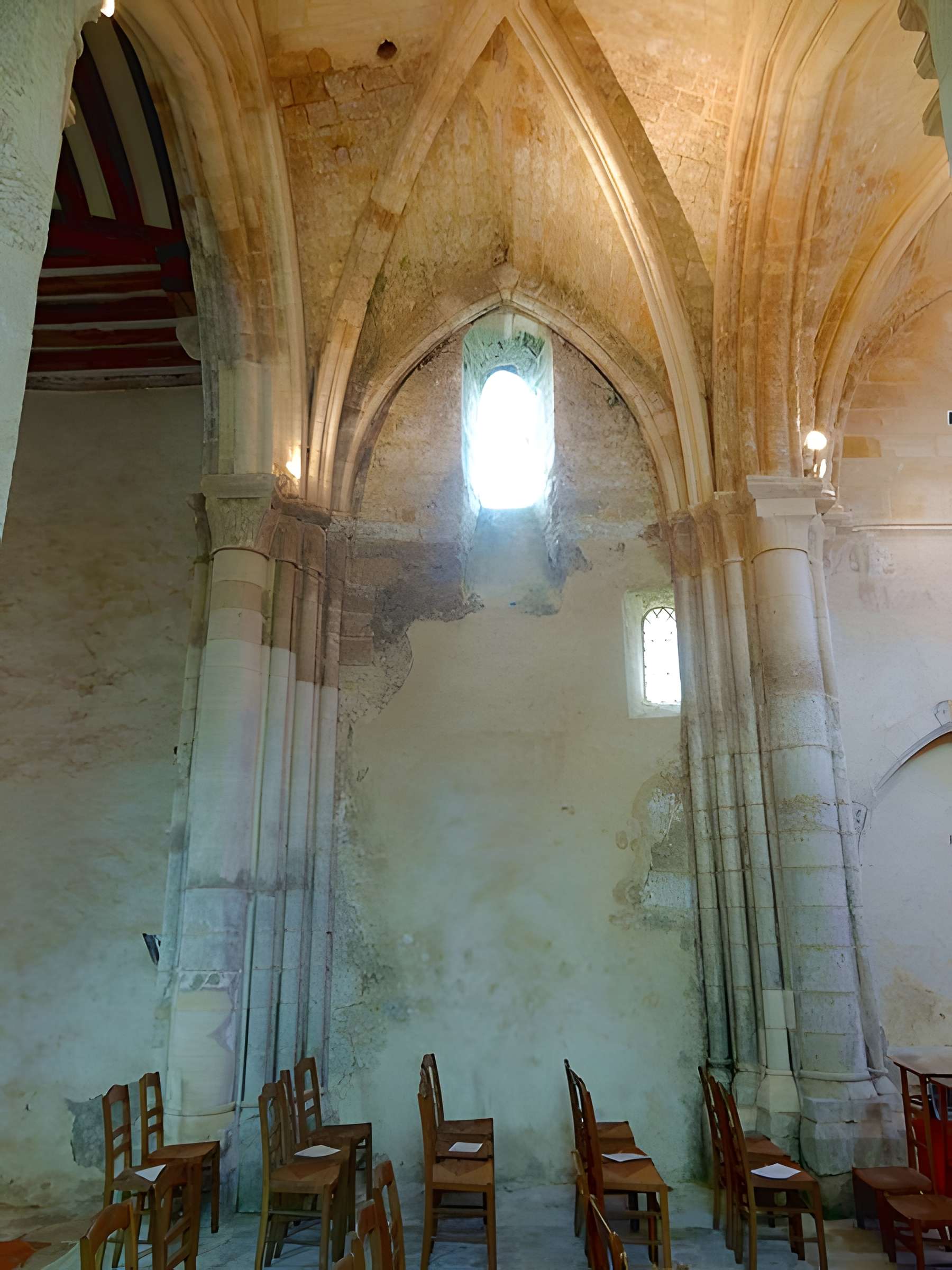 Église Saint-Pierre-aux-Liens-et-Saint-Étienne de Brignancourt