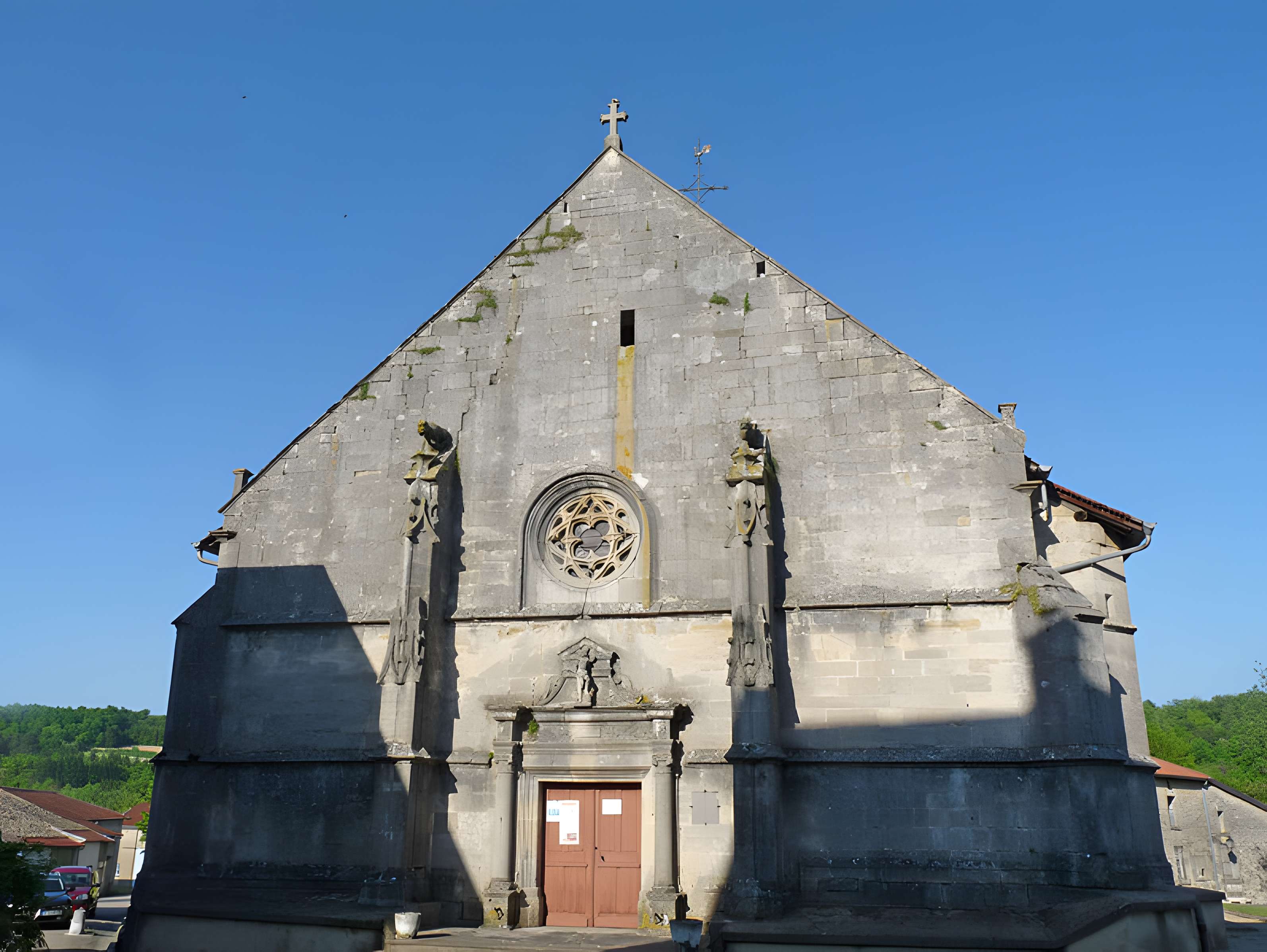 Église Saint-Pierre-ès-Liens de Bazincourt-sur-Saulx