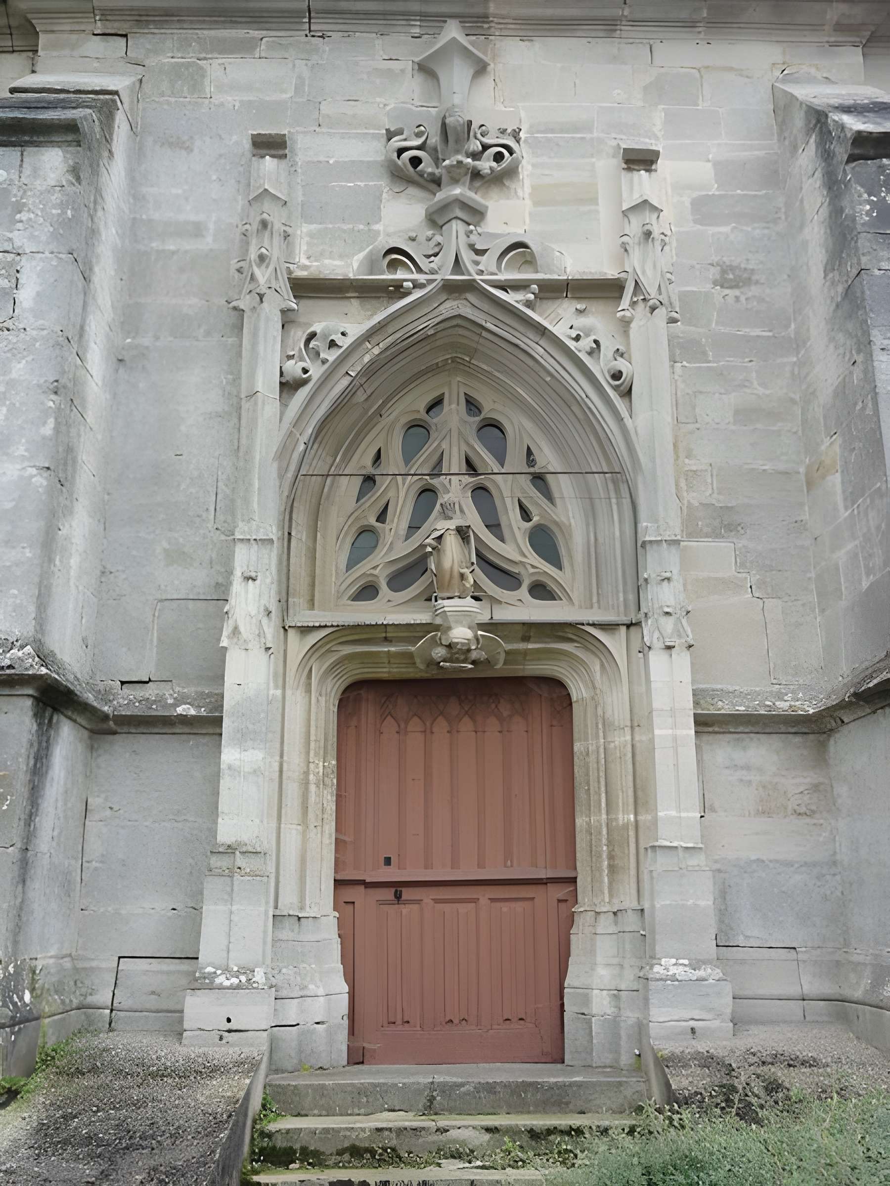 Église Saint-Pierre-ès-Liens de Bazincourt-sur-Saulx