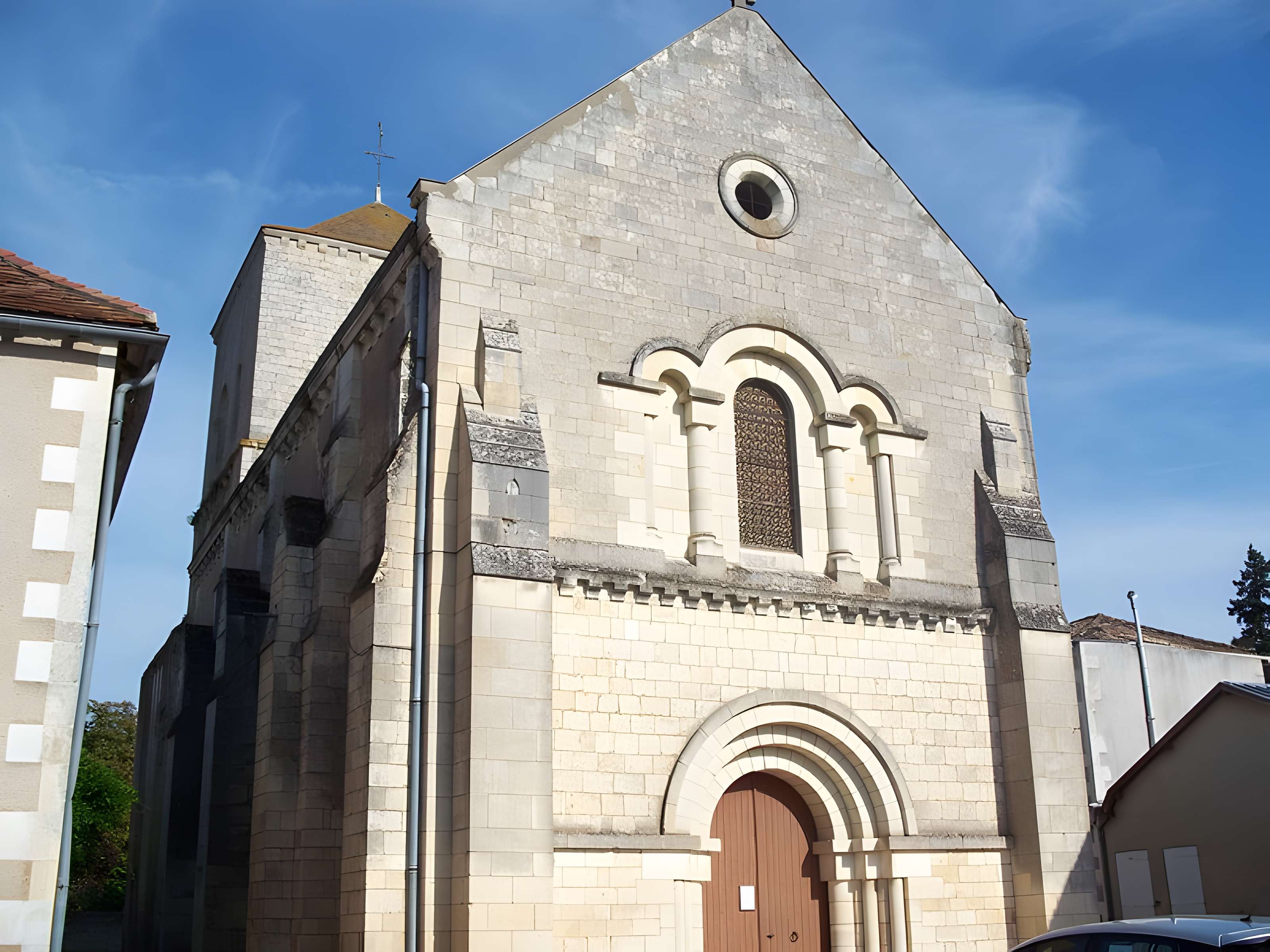 Église Saint-Pierre-ès-Liens de Bonneuil-Matours
