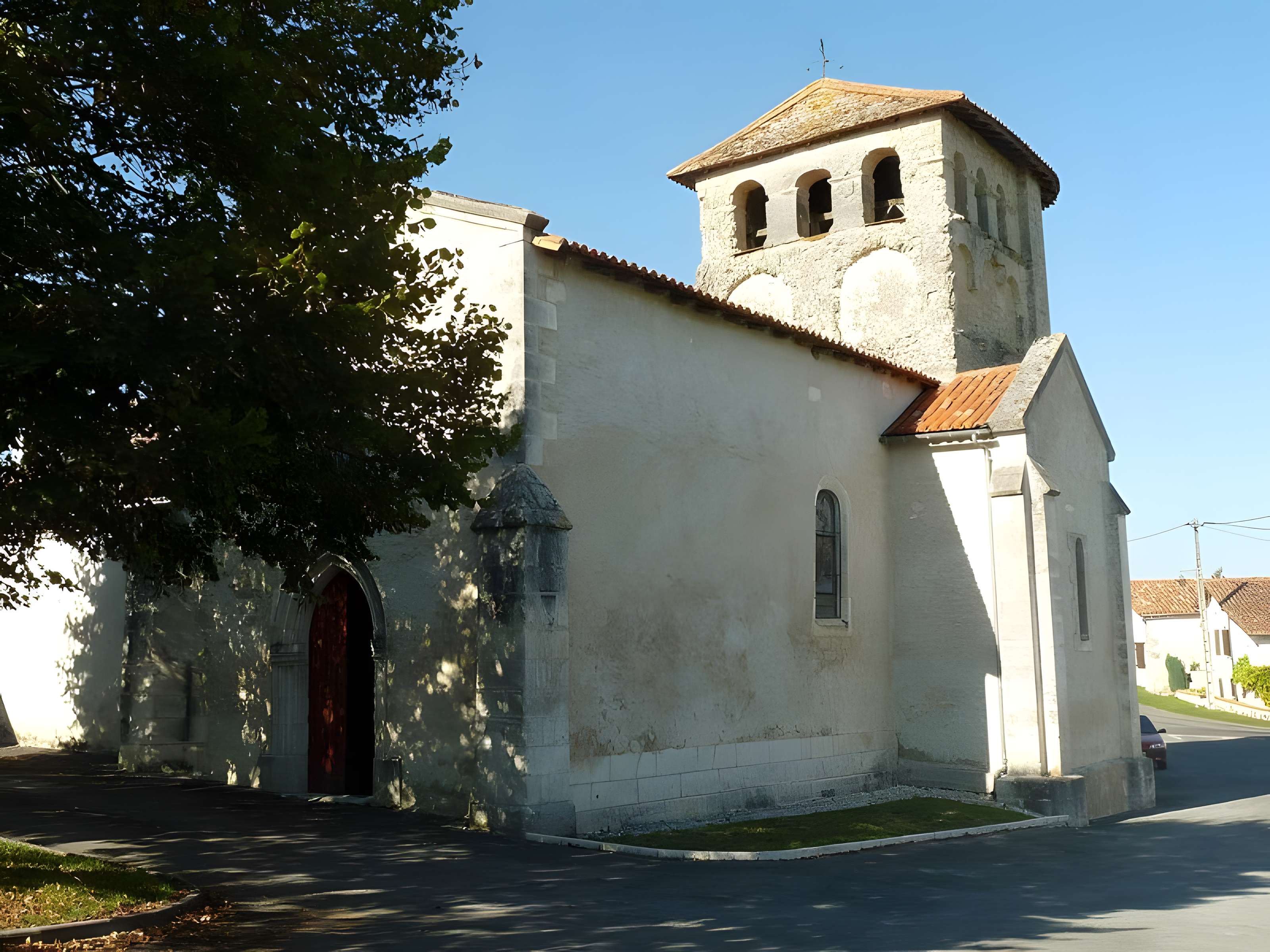 Église Saint-Pierre-ès-Liens de Bouteilles 