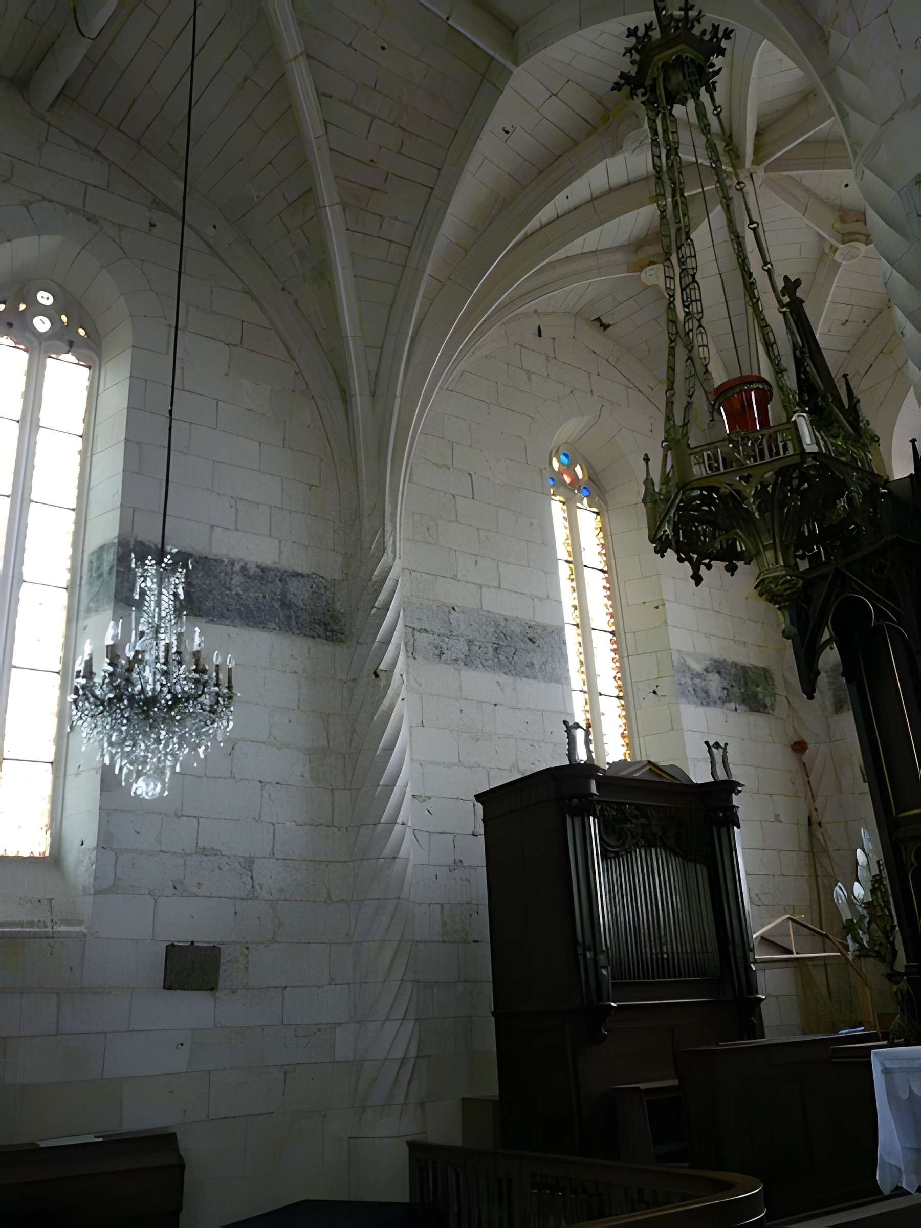 Église Saint-Pierre-ès-liens de Chantérac