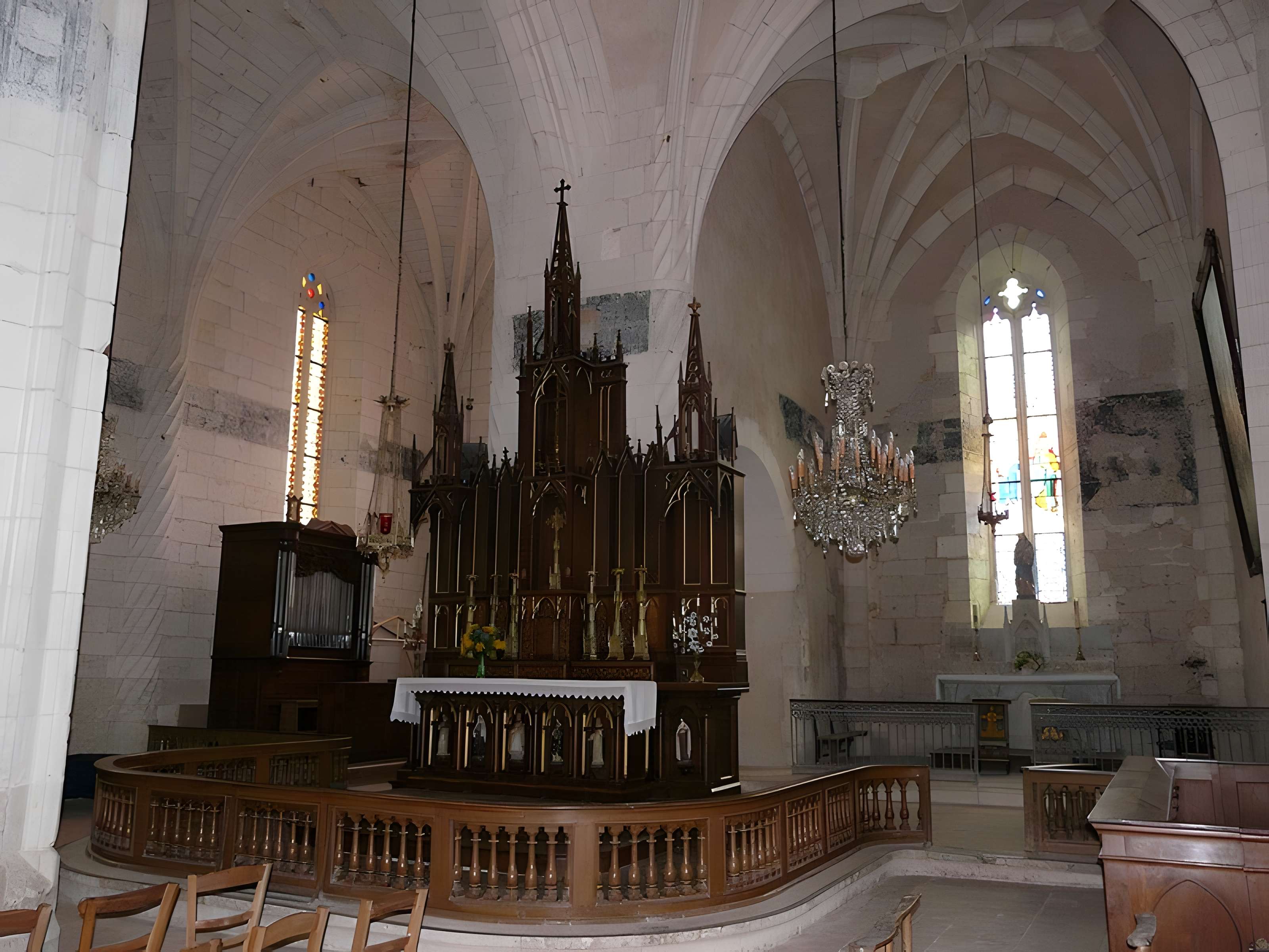 Église Saint-Pierre-ès-liens de Chantérac