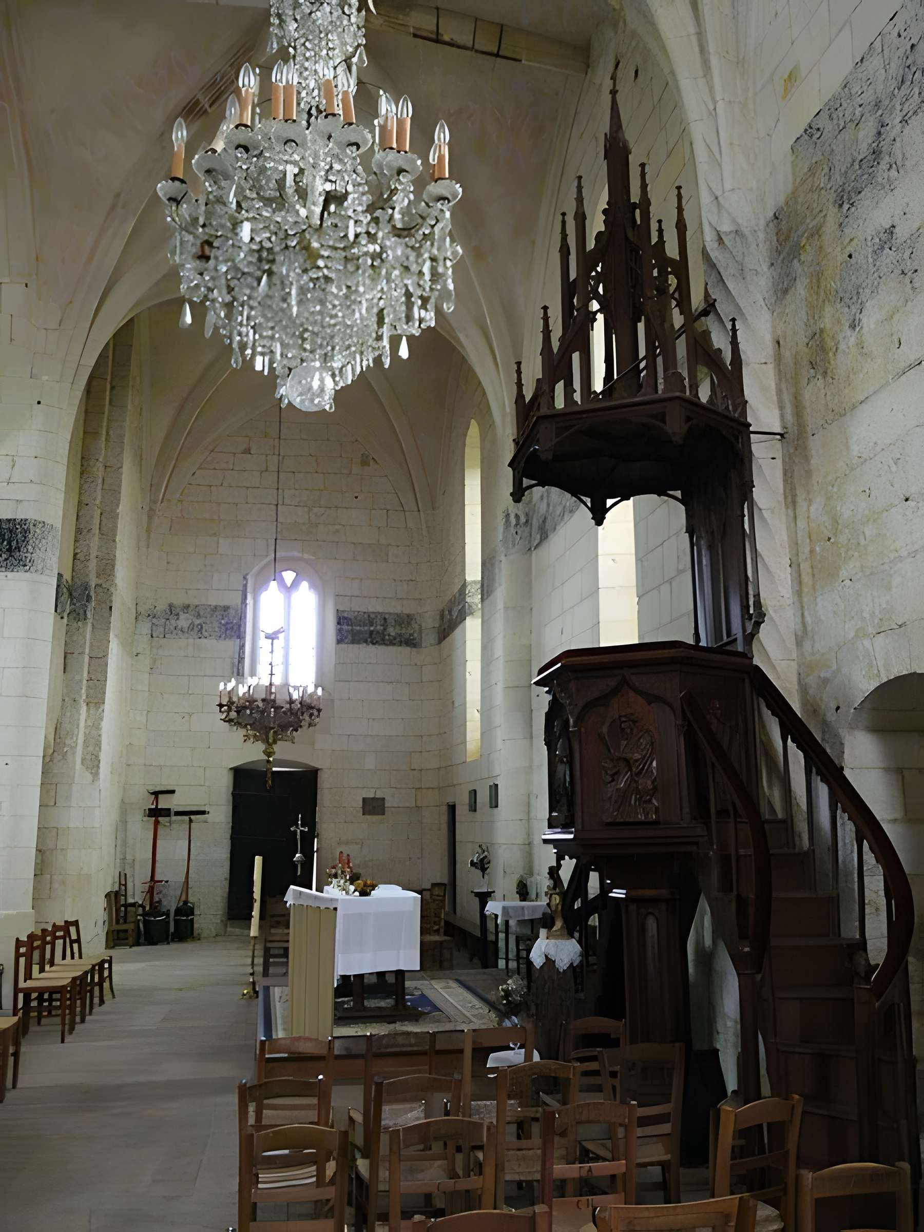 Église Saint-Pierre-ès-liens de Chantérac