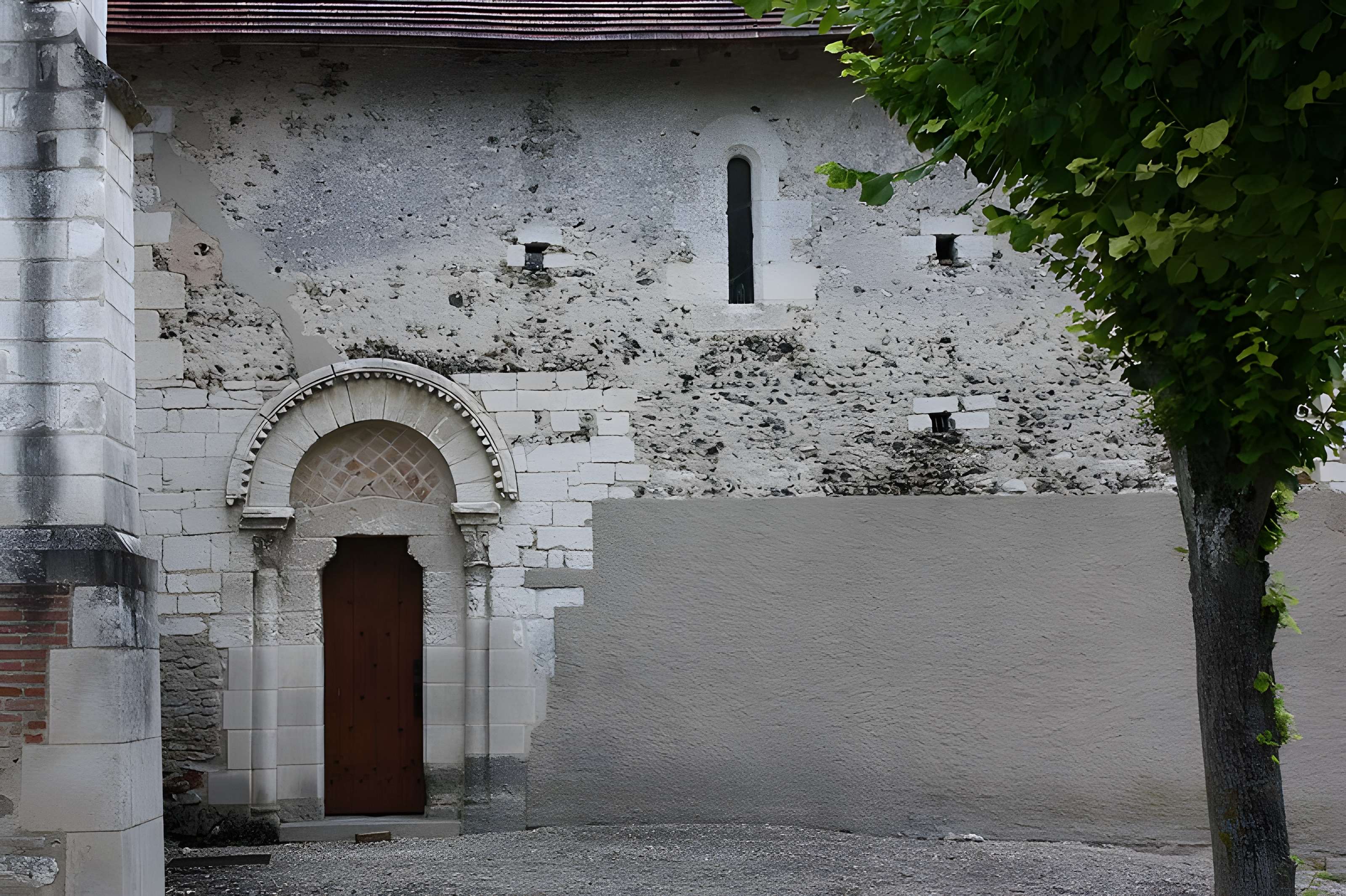 Église Saint-Pierre-ès-Liens de Chapelle-Vallon