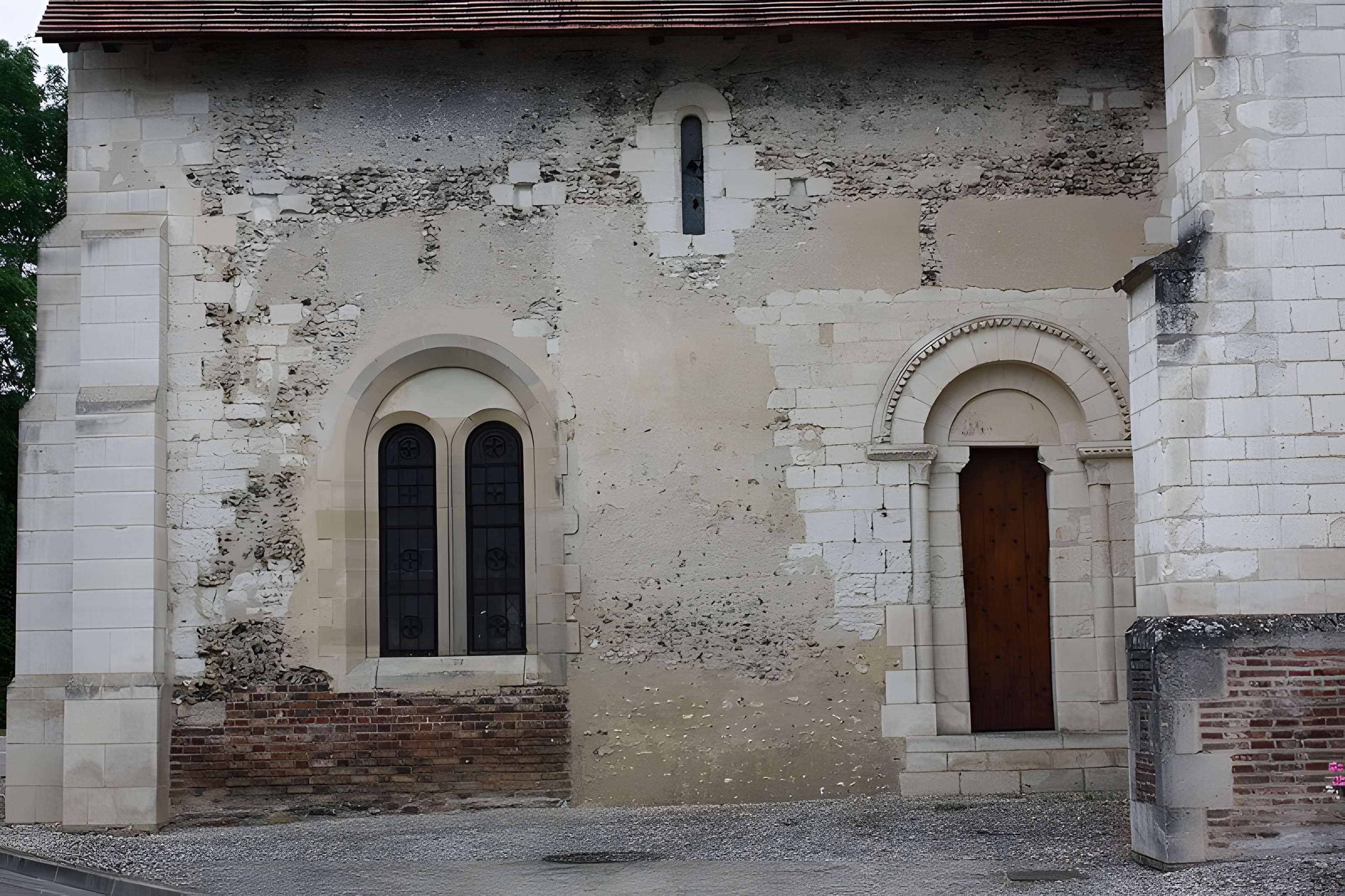 Église Saint-Pierre-ès-Liens de Chapelle-Vallon