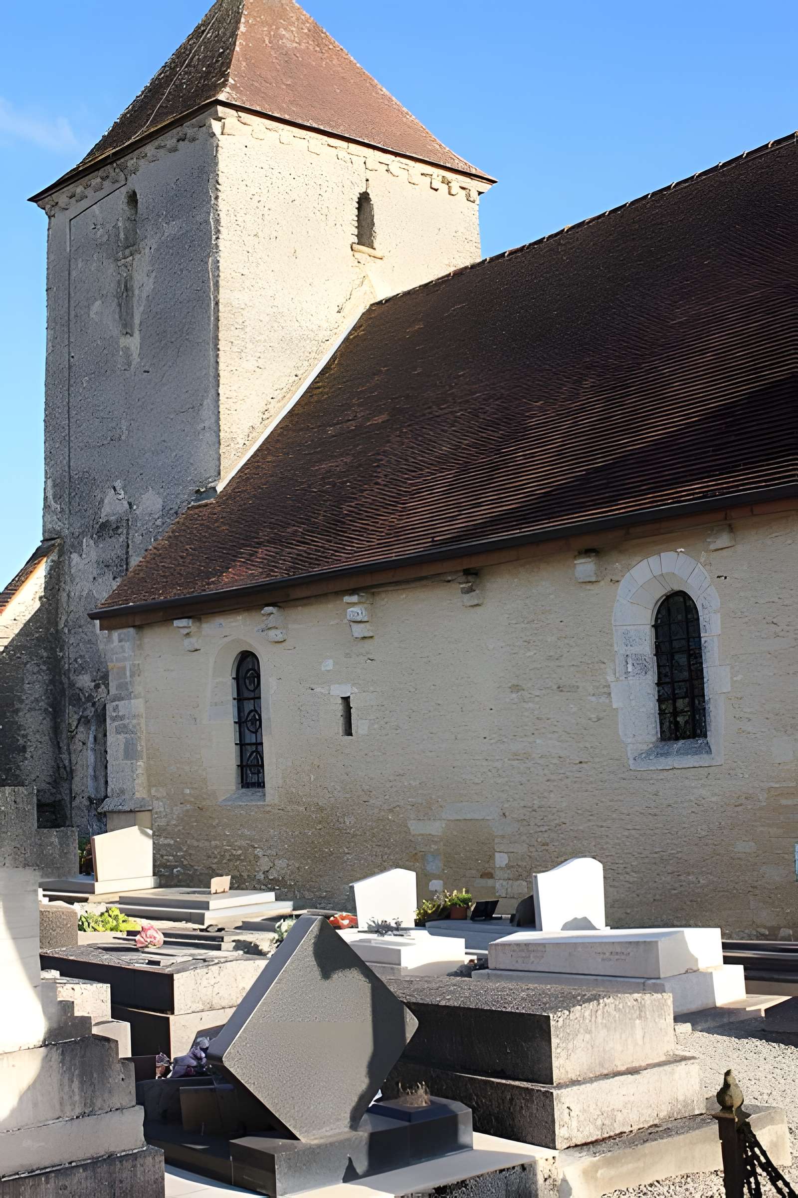 Église Saint-Pierre-ès-Liens de Courtenot