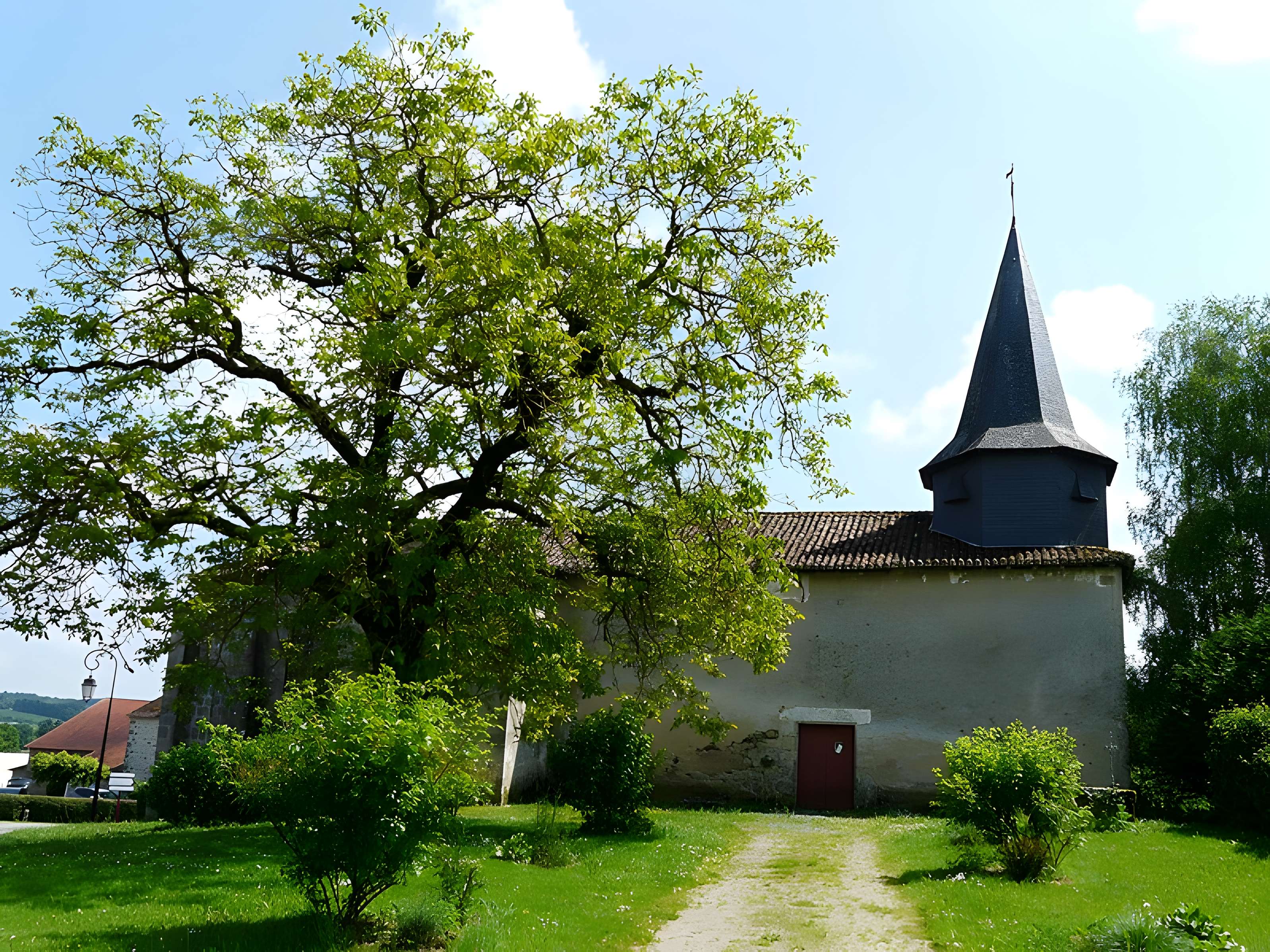 Église Saint-Pierre-ès-Liens de Lastours