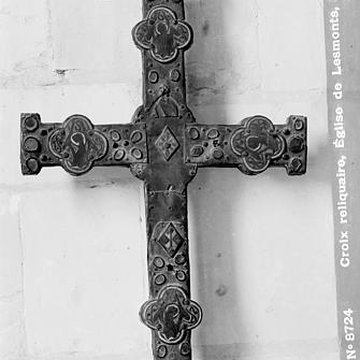 Église Saint-Pierre-ès-Liens de Lesmont