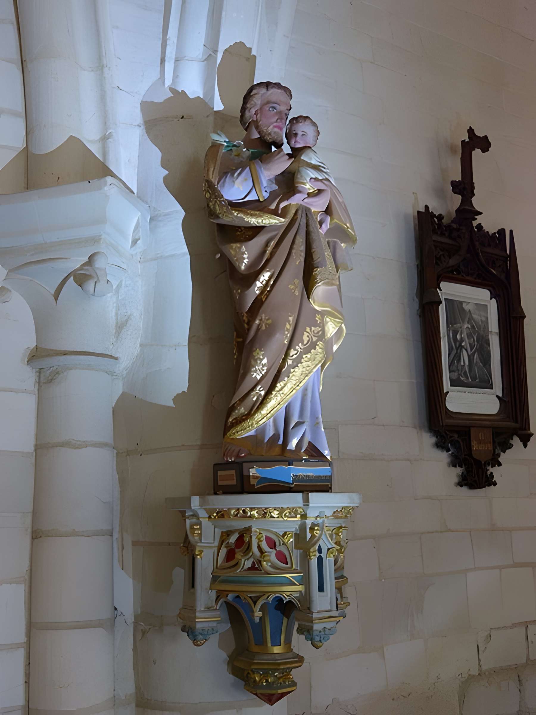 Église Saint-Pierre-ès-Liens de Lesmont