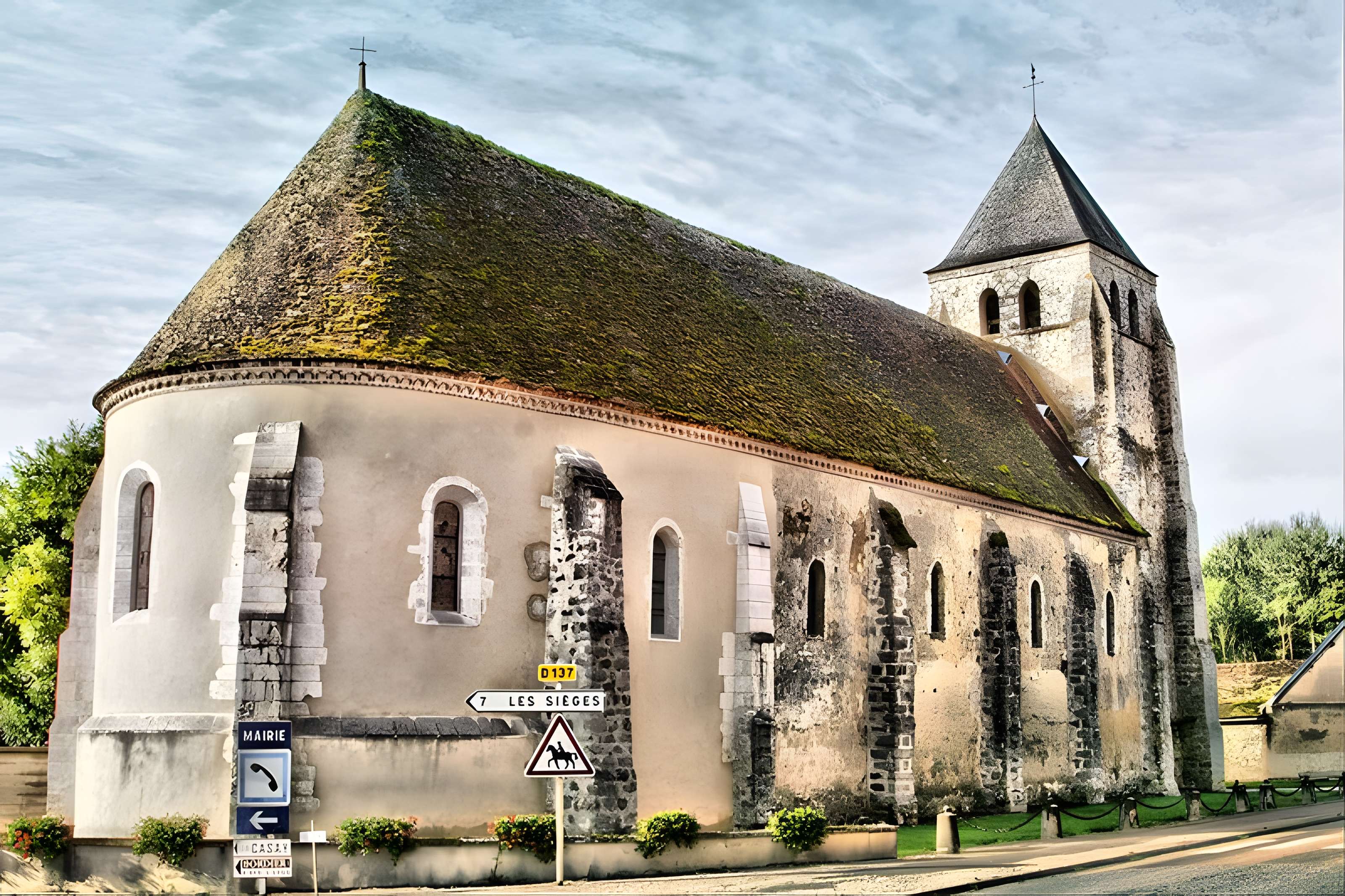 Église Saint-Pierre-ès-Liens de Molinons