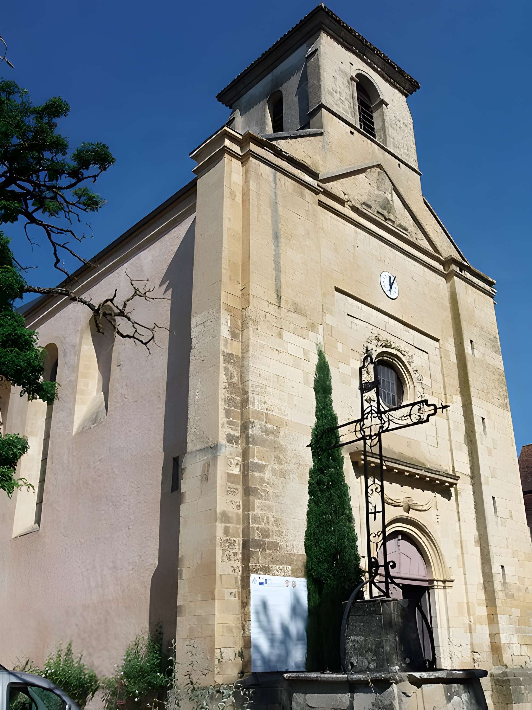 Église Saint-Pierre-ès-Liens de Sainte-Alvère