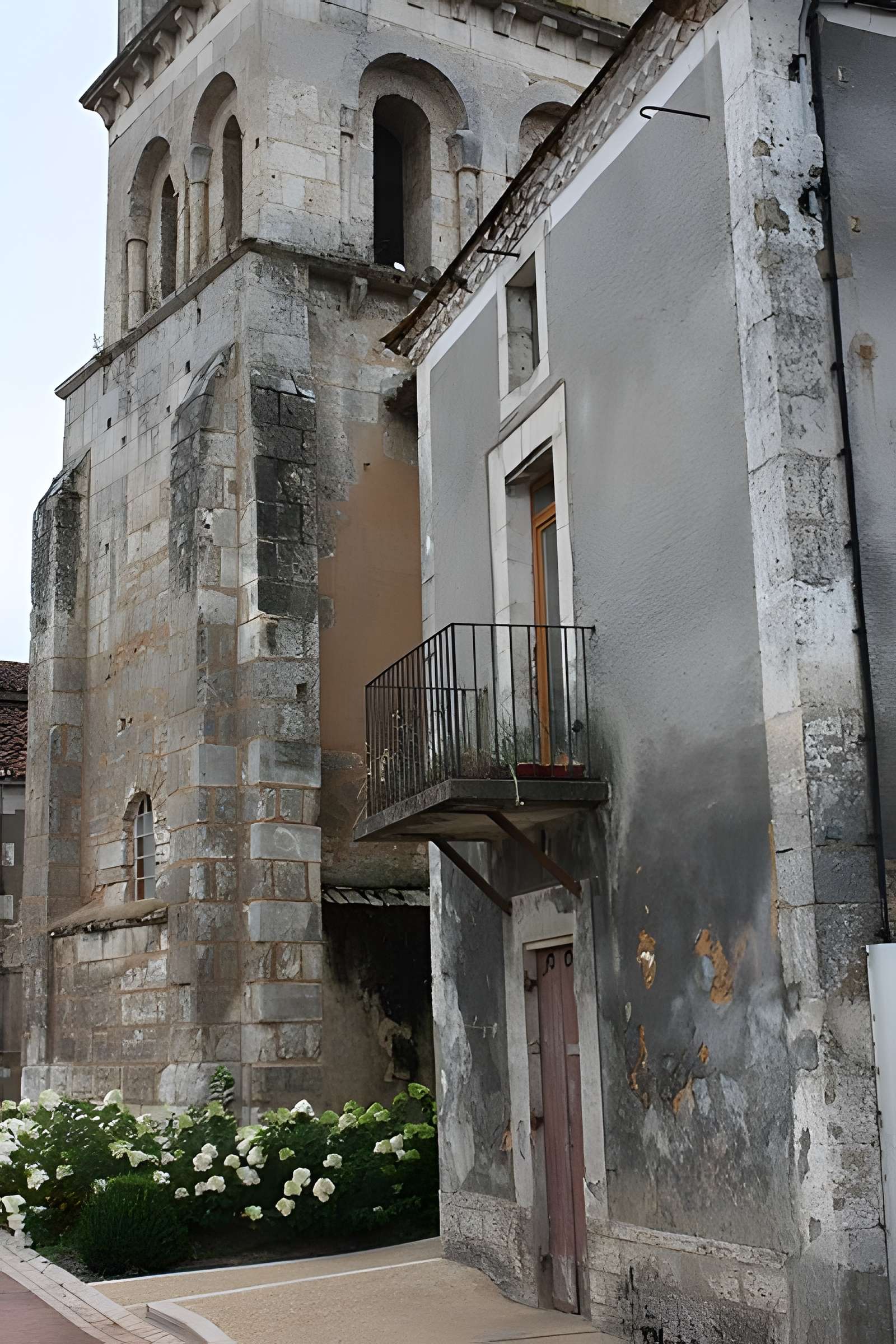 Église Saint-Pierre-ès-Liens de Saint-Pierre-de-Côle