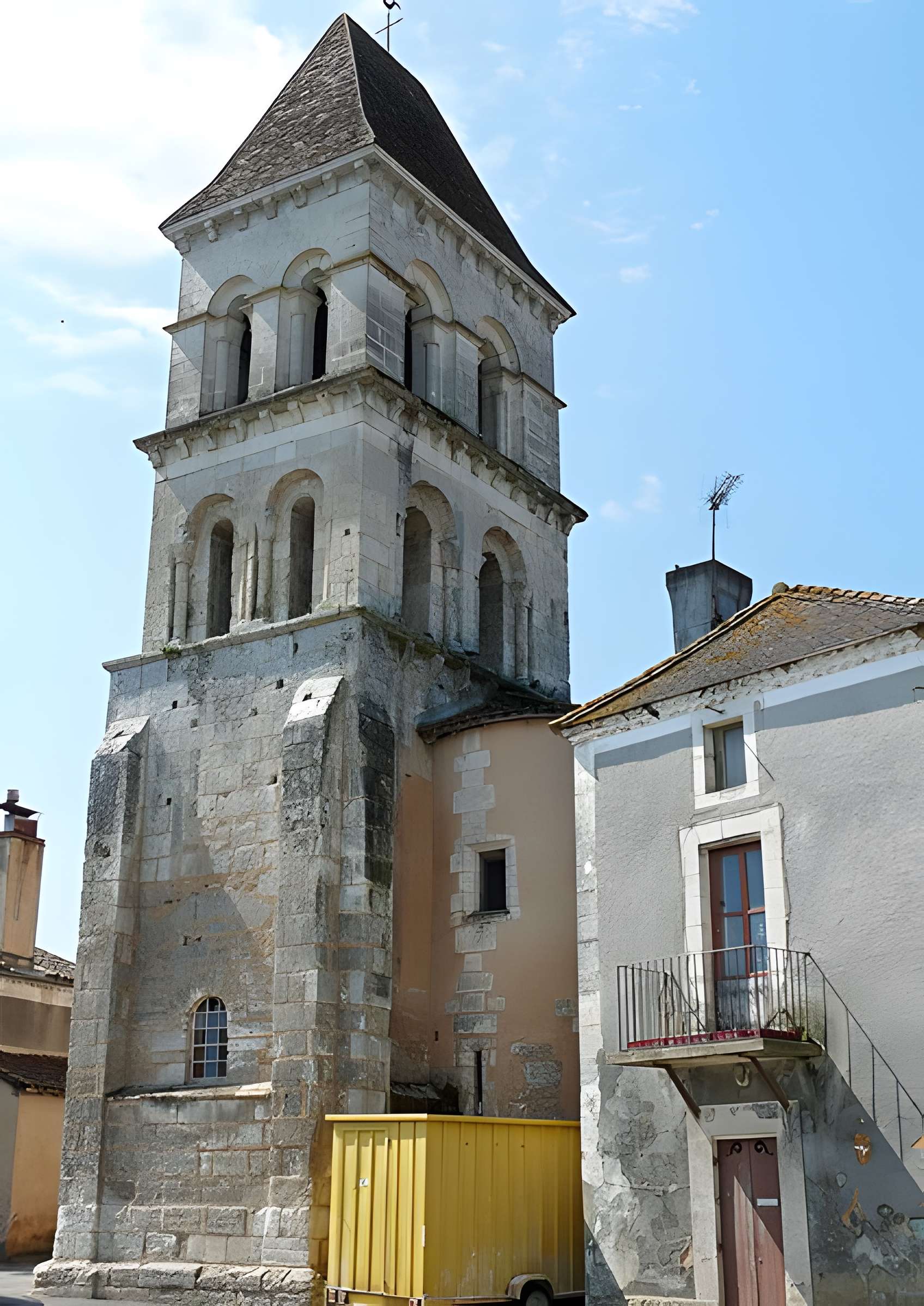 Église Saint-Pierre-ès-Liens de Saint-Pierre-de-Côle