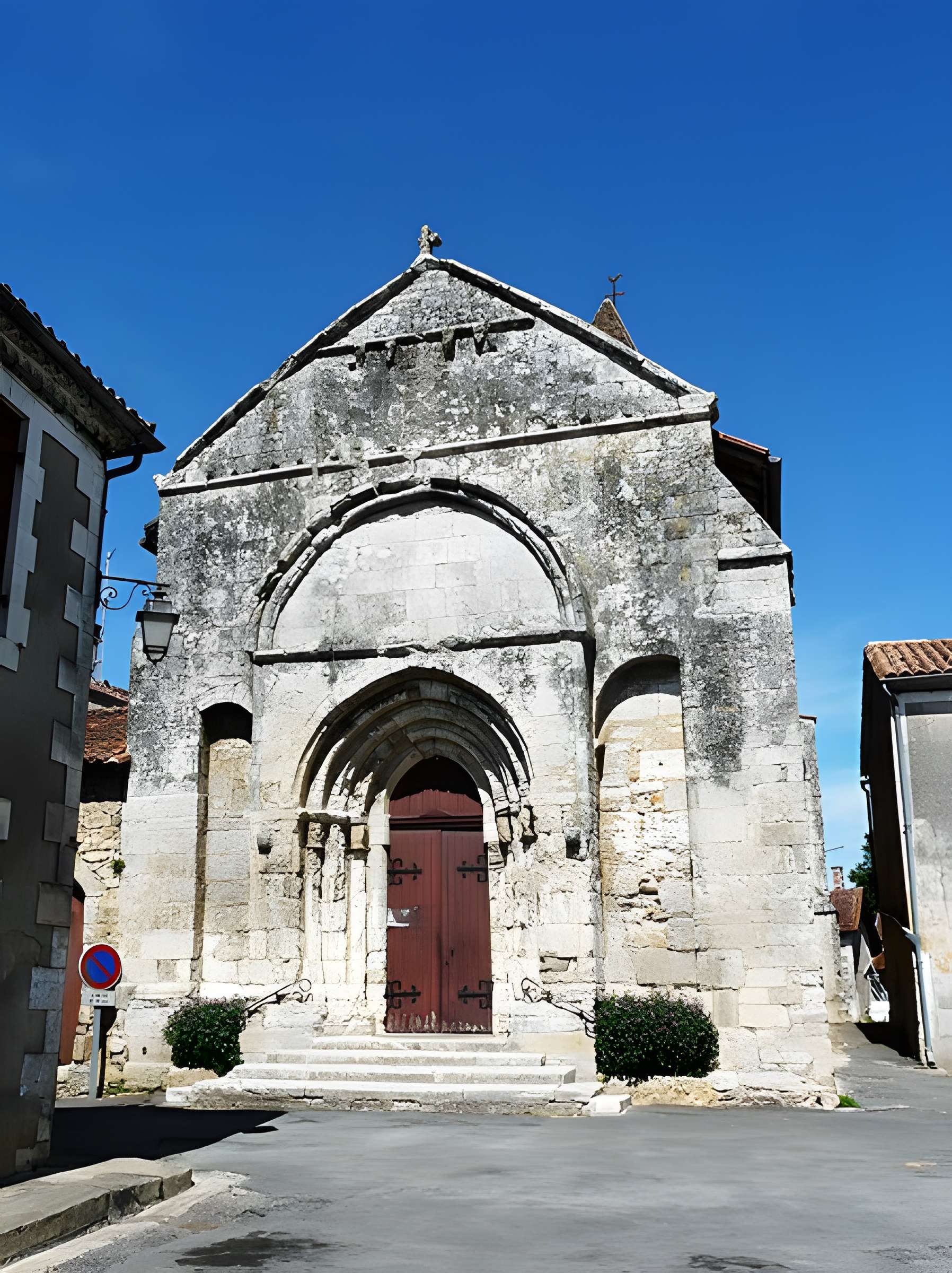 Église Saint-Pierre-ès-Liens de Saint-Pierre-de-Côle