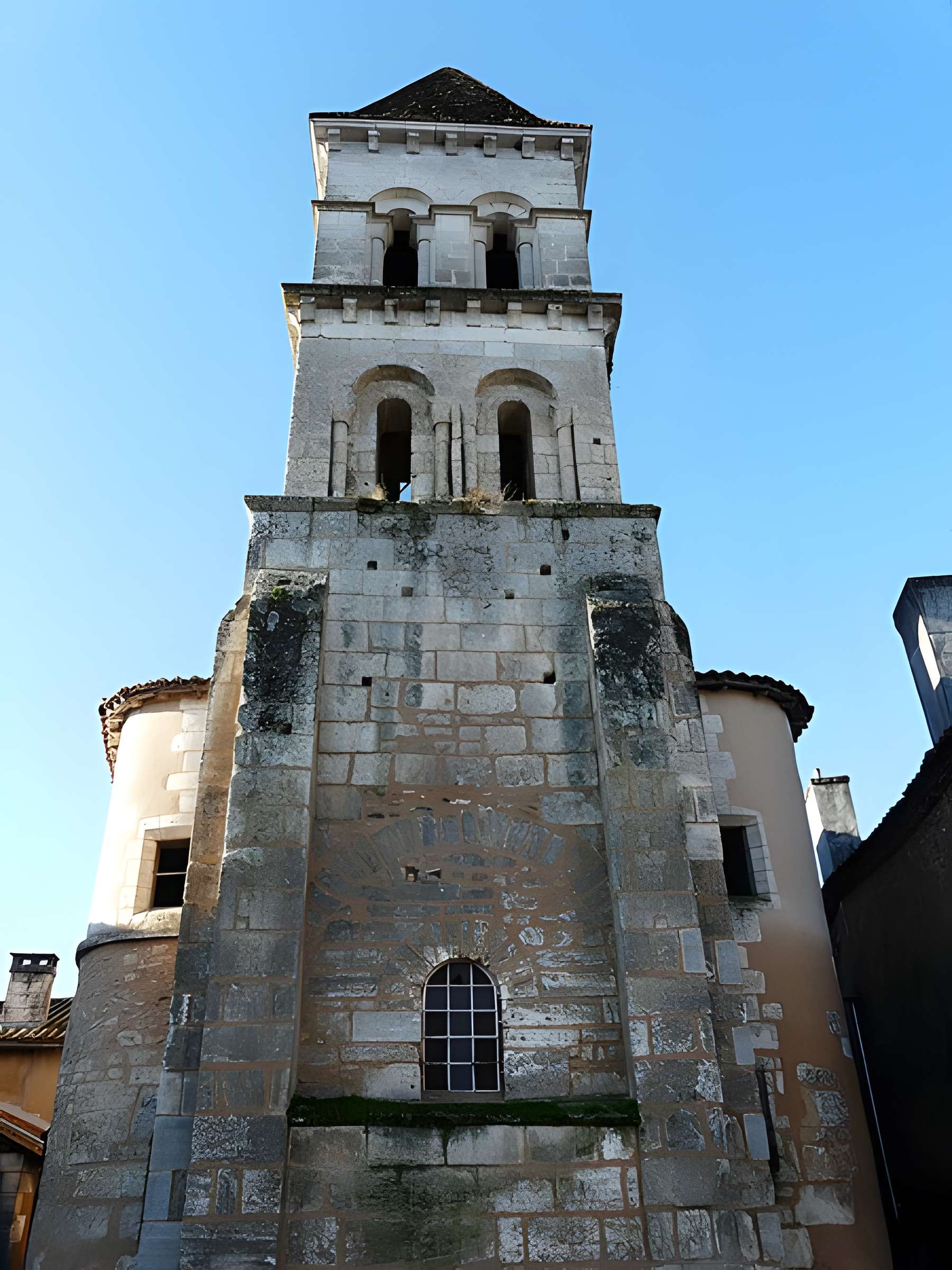Église Saint-Pierre-ès-Liens de Saint-Pierre-de-Côle
