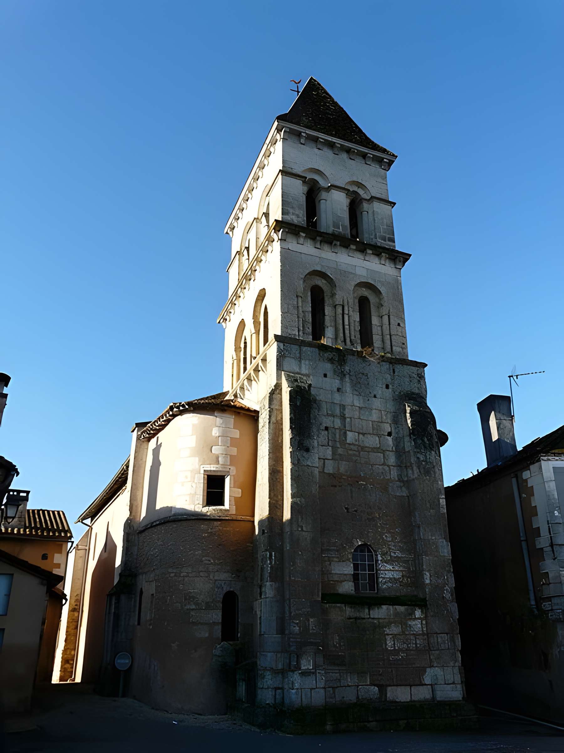 Église Saint-Pierre-ès-Liens de Saint-Pierre-de-Côle