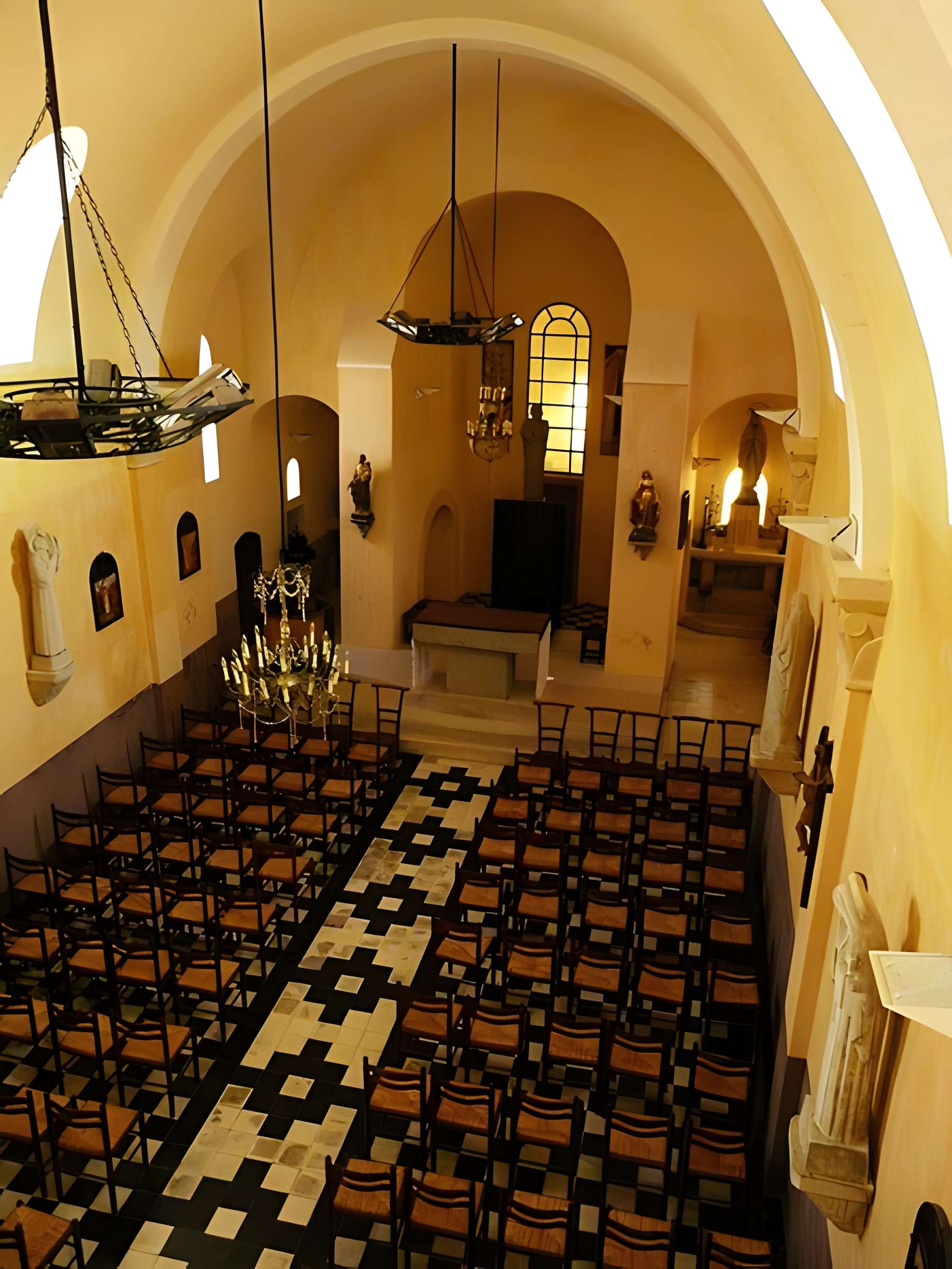 Église Saint-Pierre-ès-Liens de Saint-Pierre-de-Côle