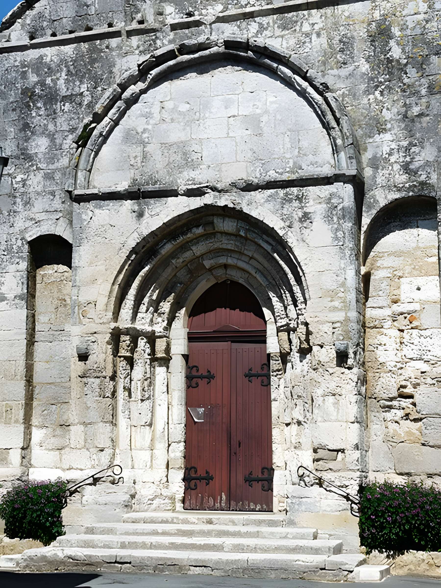 Église Saint-Pierre-ès-Liens de Saint-Pierre-de-Côle
