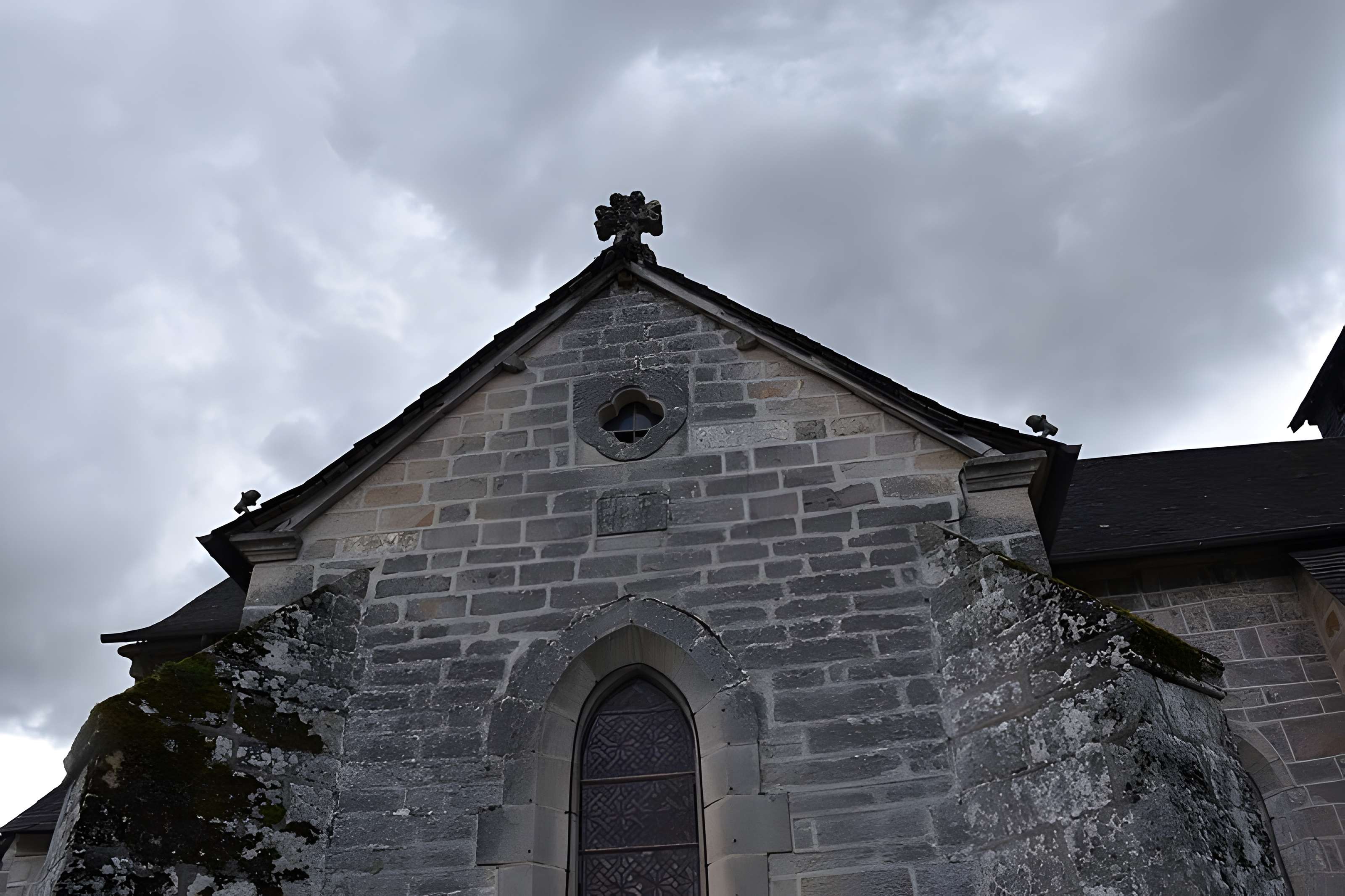 Église Saint-Pierre-ès-Liens de Sarran