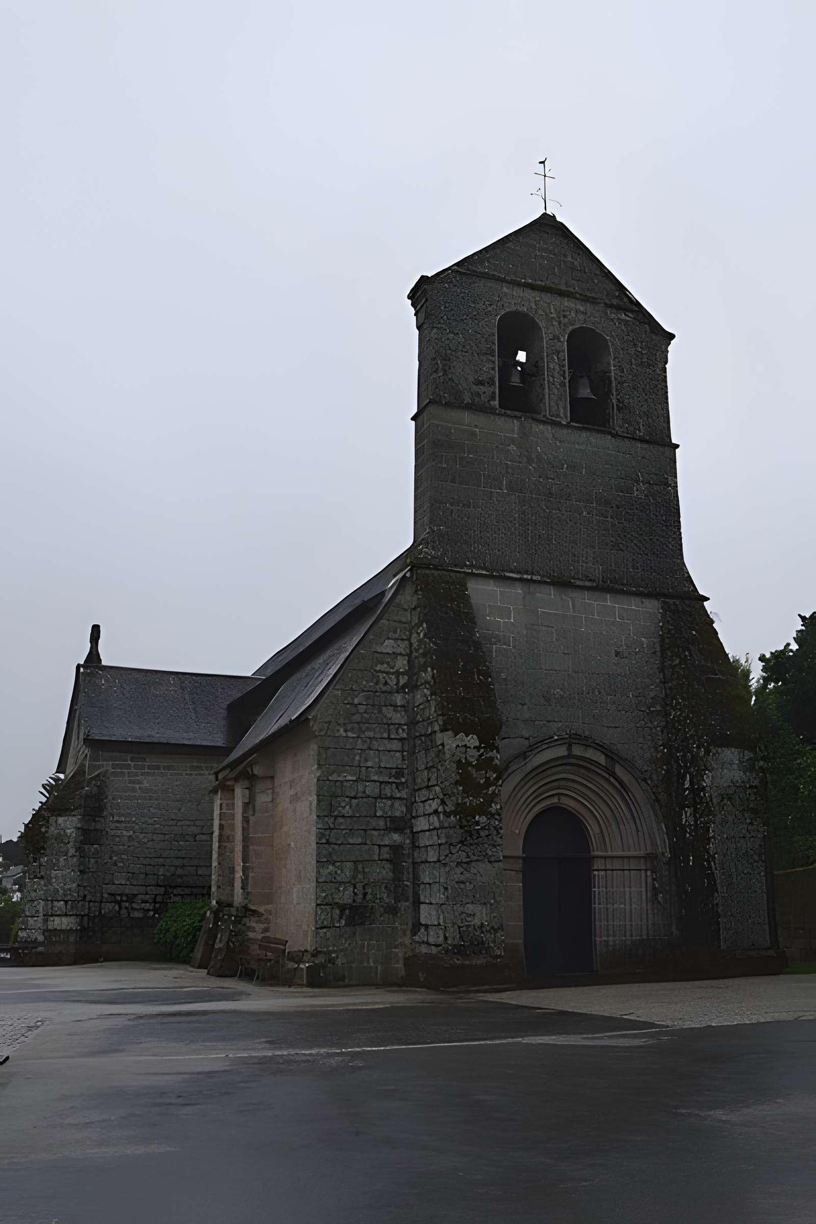 Église Saint-Pierre-ès-Liens de Sarran