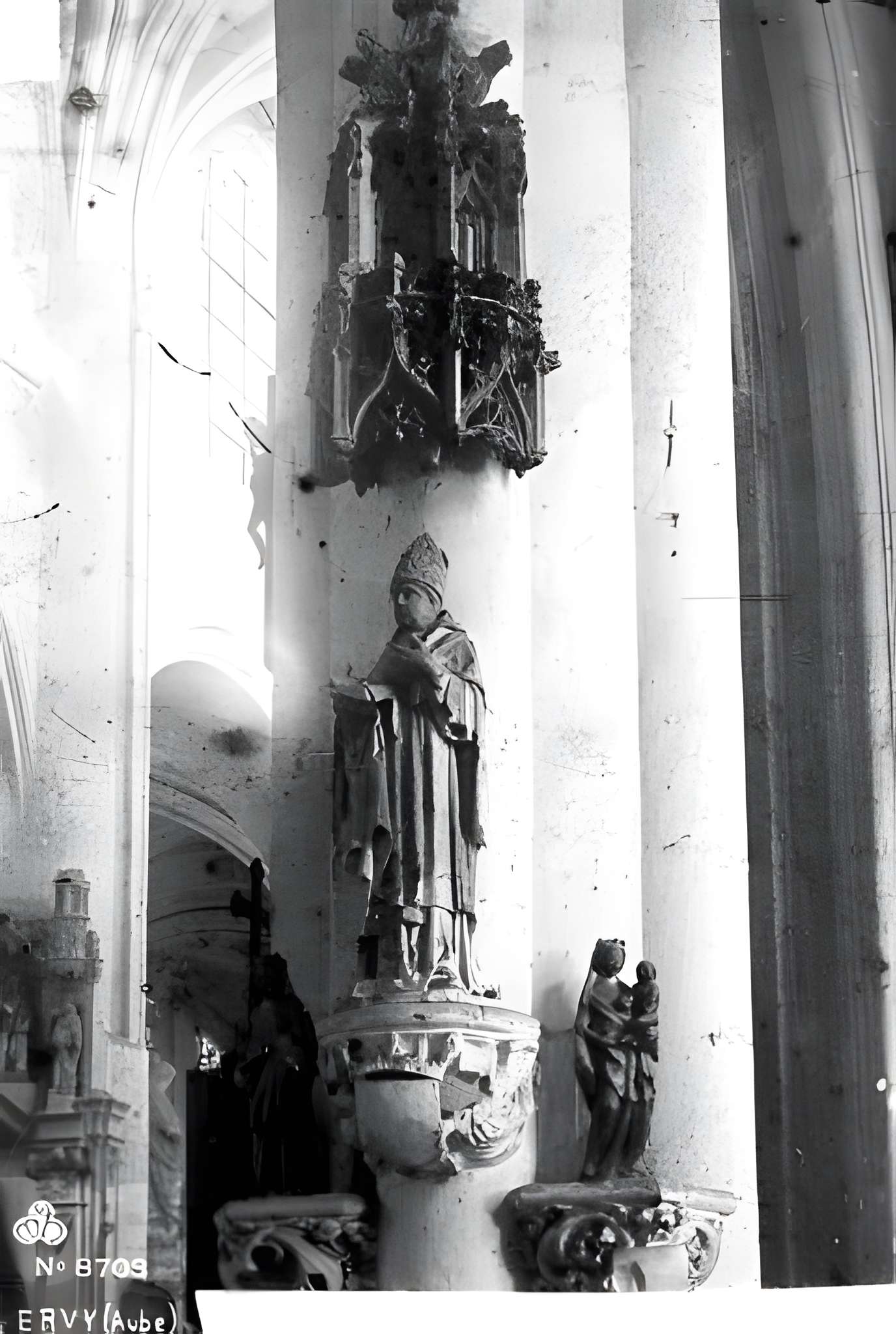 Église Saint-Pierre-ès-Liens d'Ervy-le-Châtel