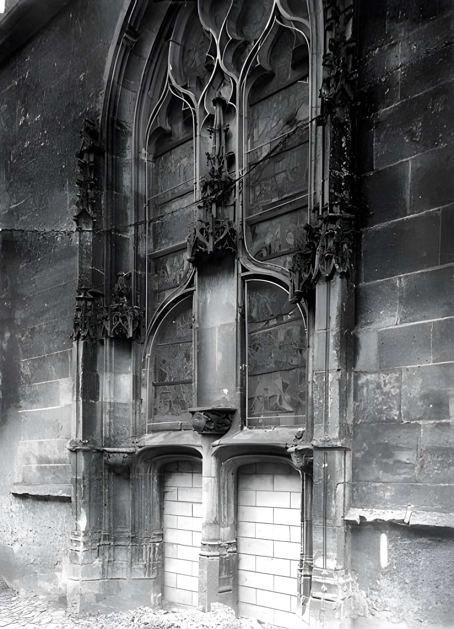 Église Saint-Pierre-ès-Liens d'Ervy-le-Châtel