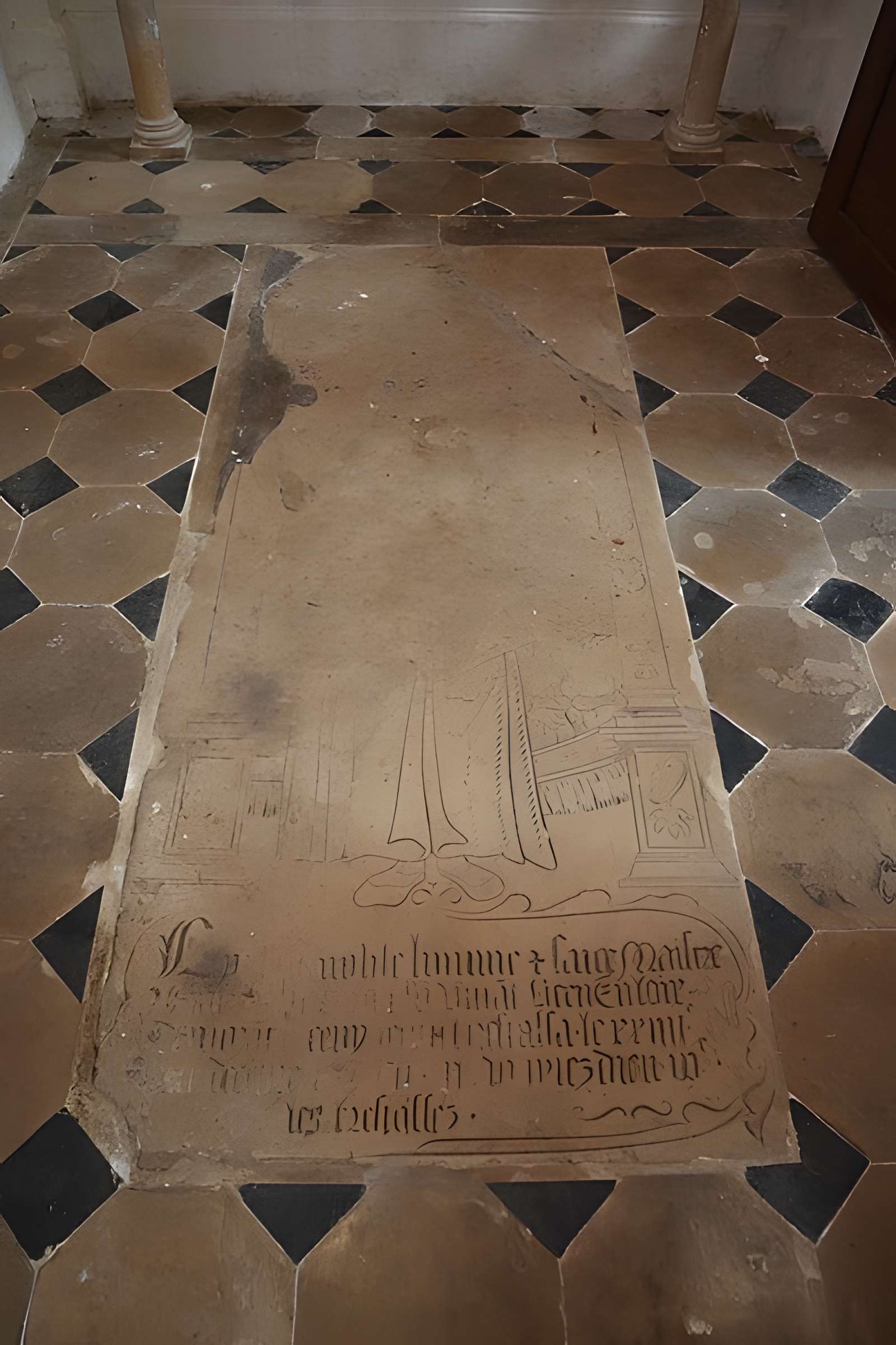 Église Saint-Pierre-ès-Liens d'Ervy-le-Châtel