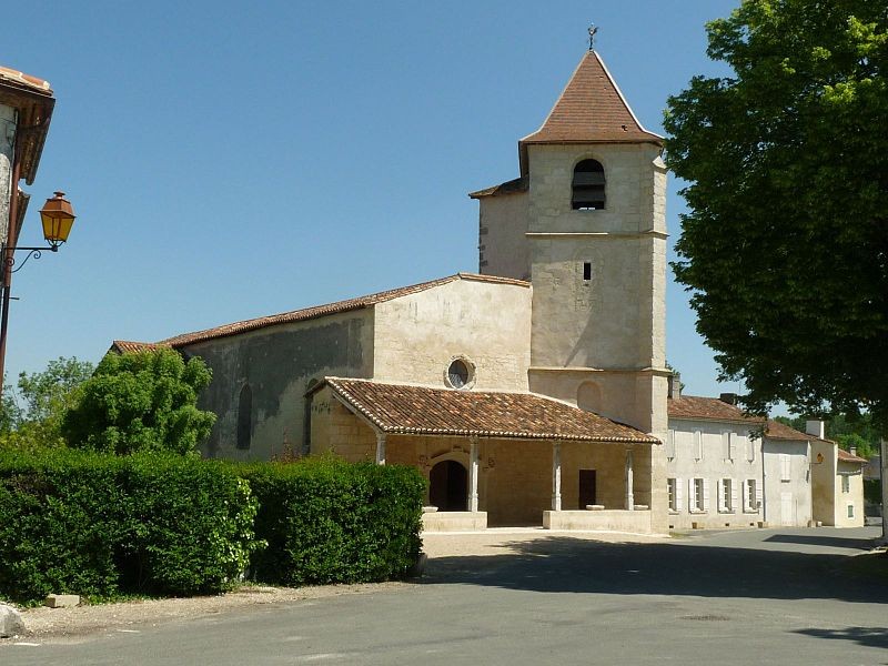 Photo de Église Saint-Pierre-et-Sainte-Radegonde de Bonnes