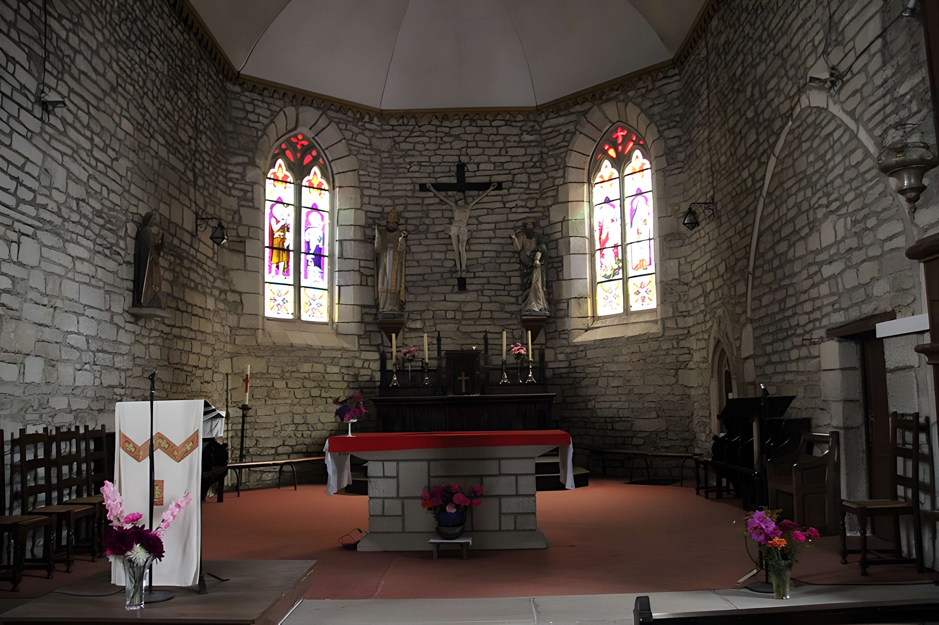 Église Saint-Pierre-et-Saint-Jean-Baptiste de Guéhenno