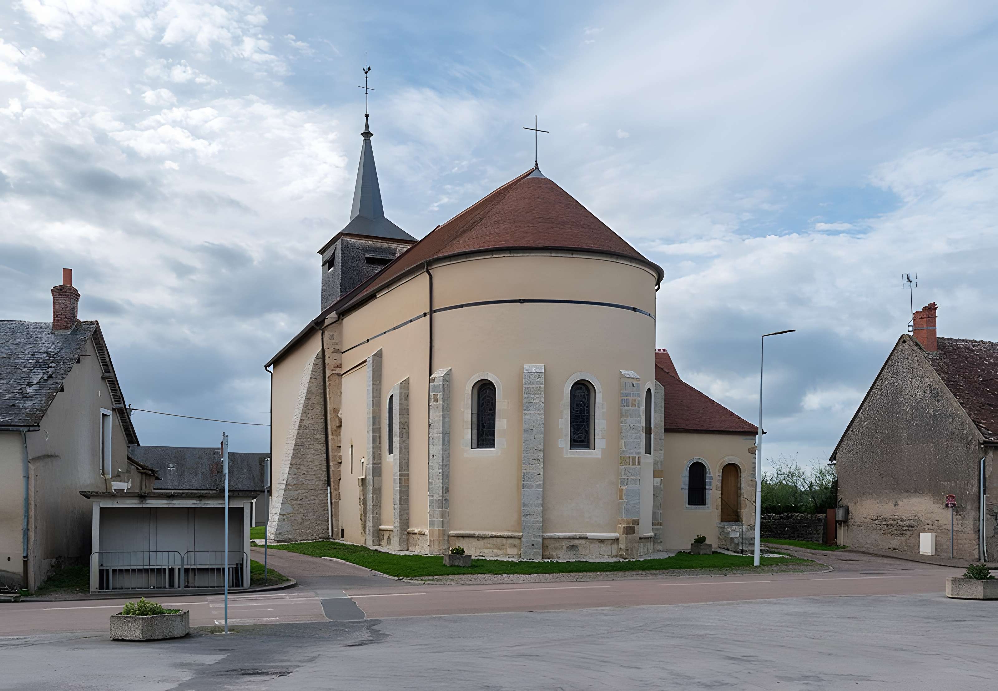 Église Saint-Pierre-et-Saint-Paul d'Alluy