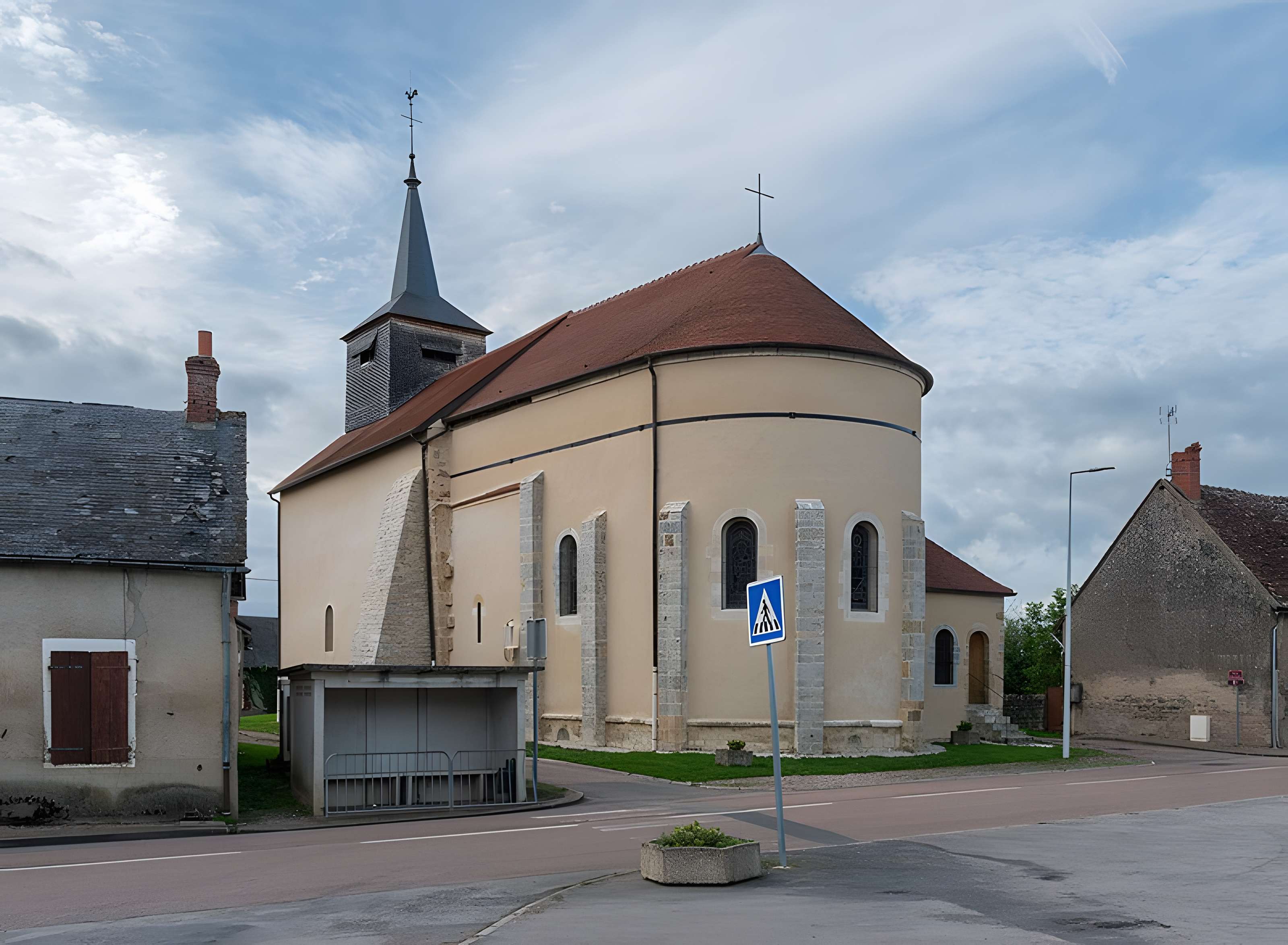 Église Saint-Pierre-et-Saint-Paul d'Alluy