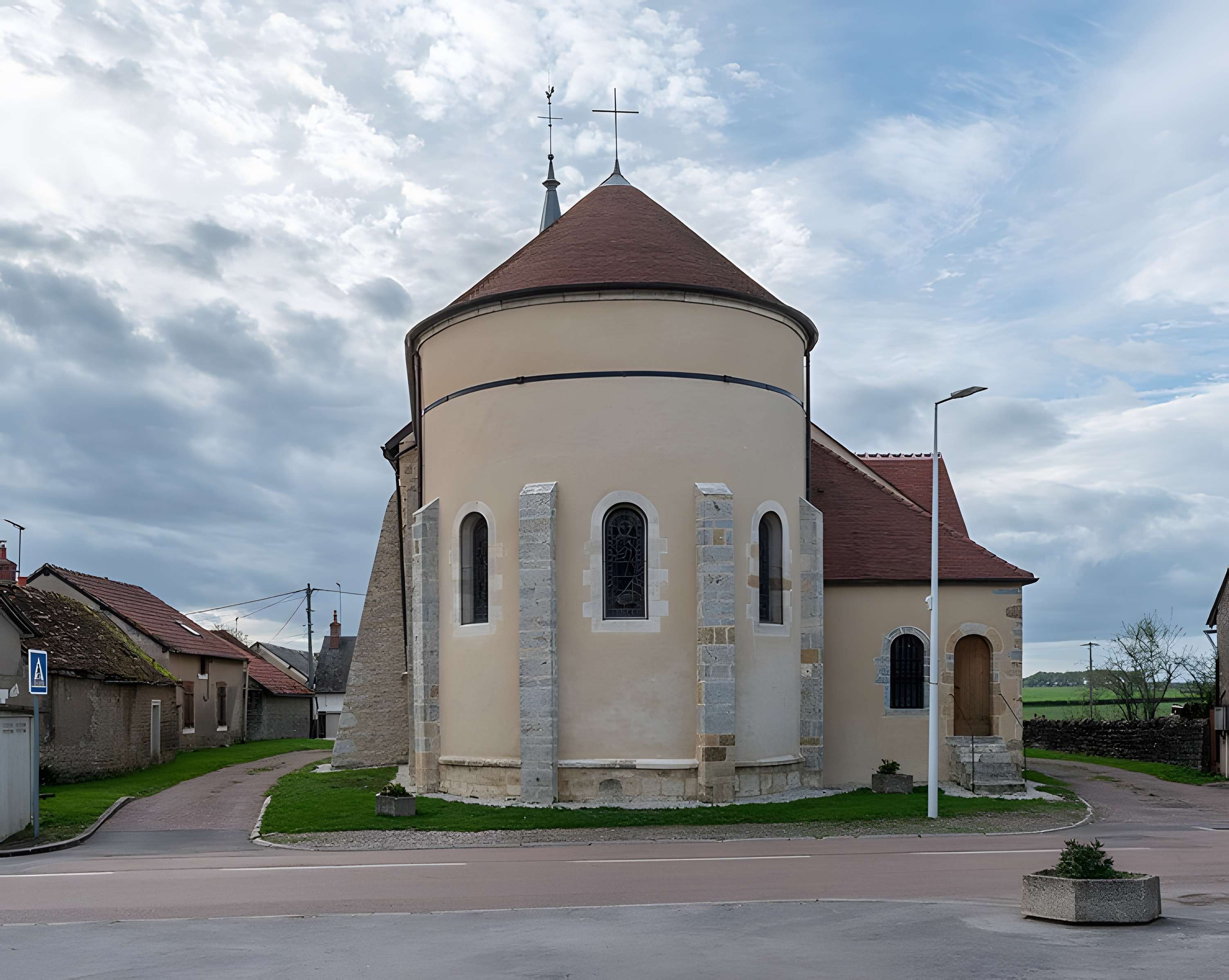 Église Saint-Pierre-et-Saint-Paul d'Alluy