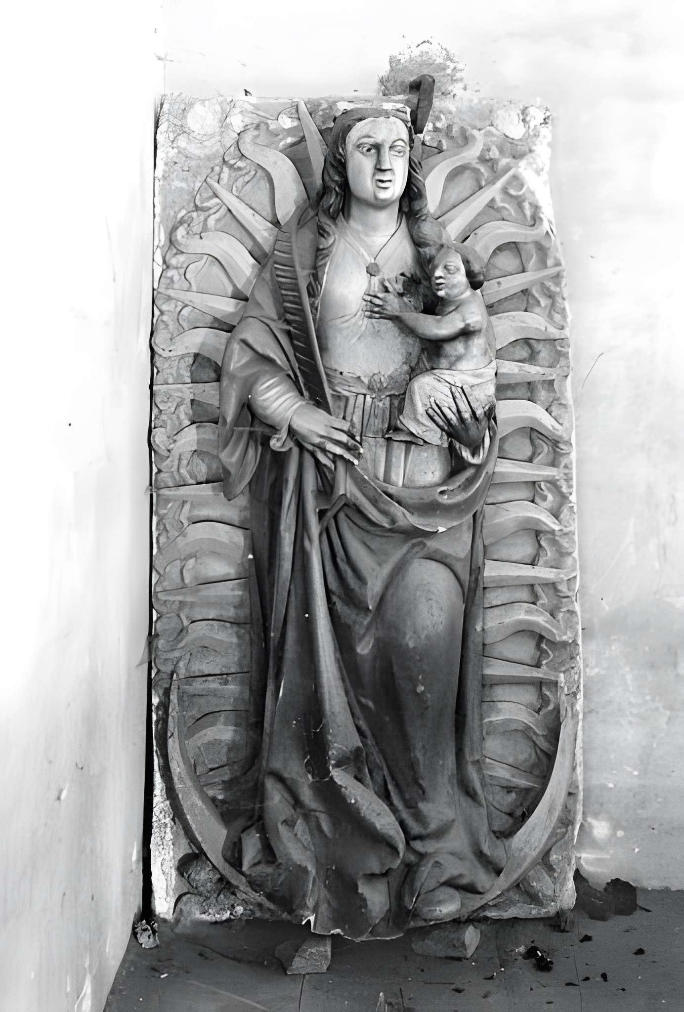 Église Saint-Pierre-et-Saint-Paul d'Alluy