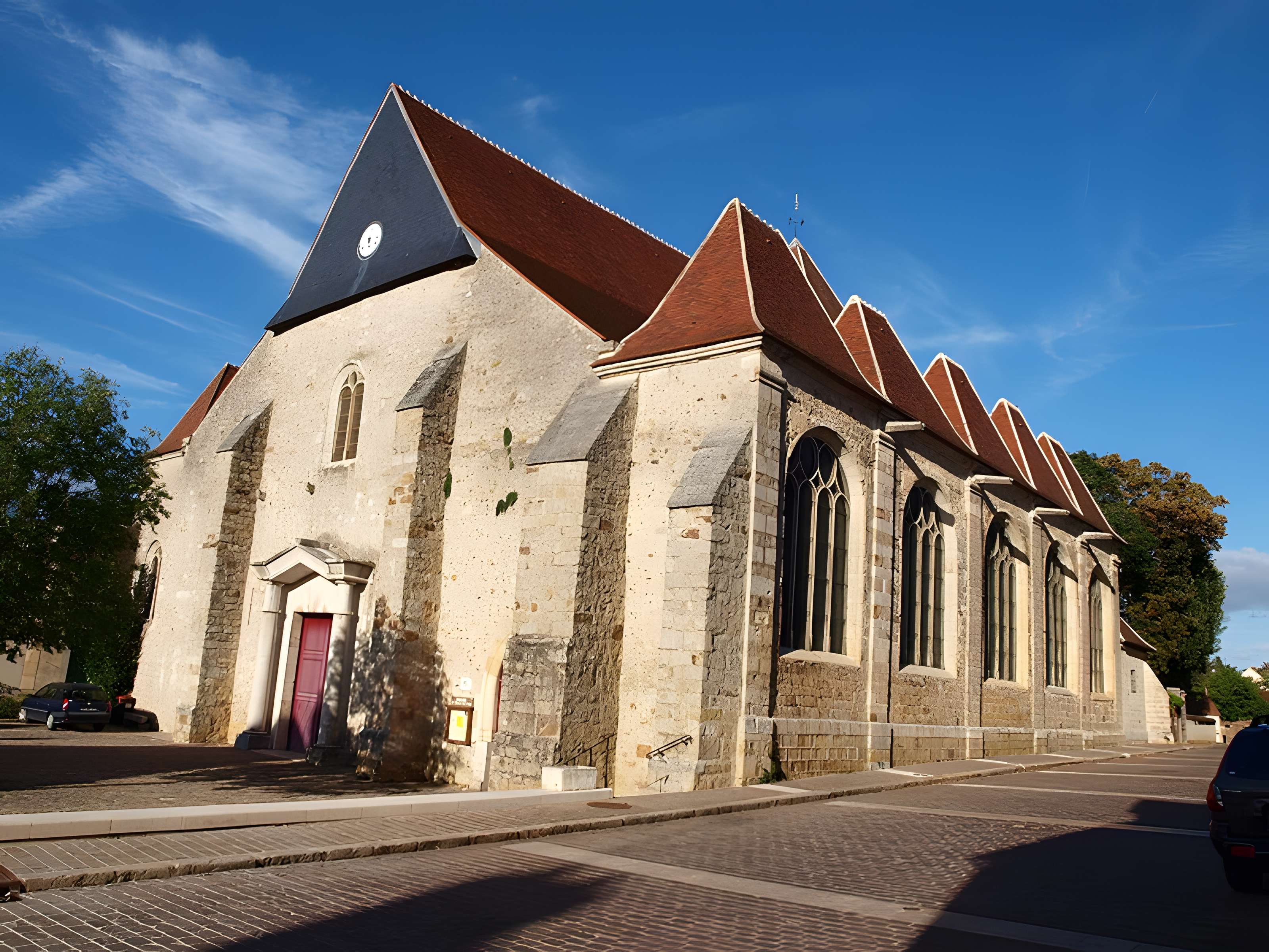 Église Saint-Pierre-et-Saint-Paul de Courtenay