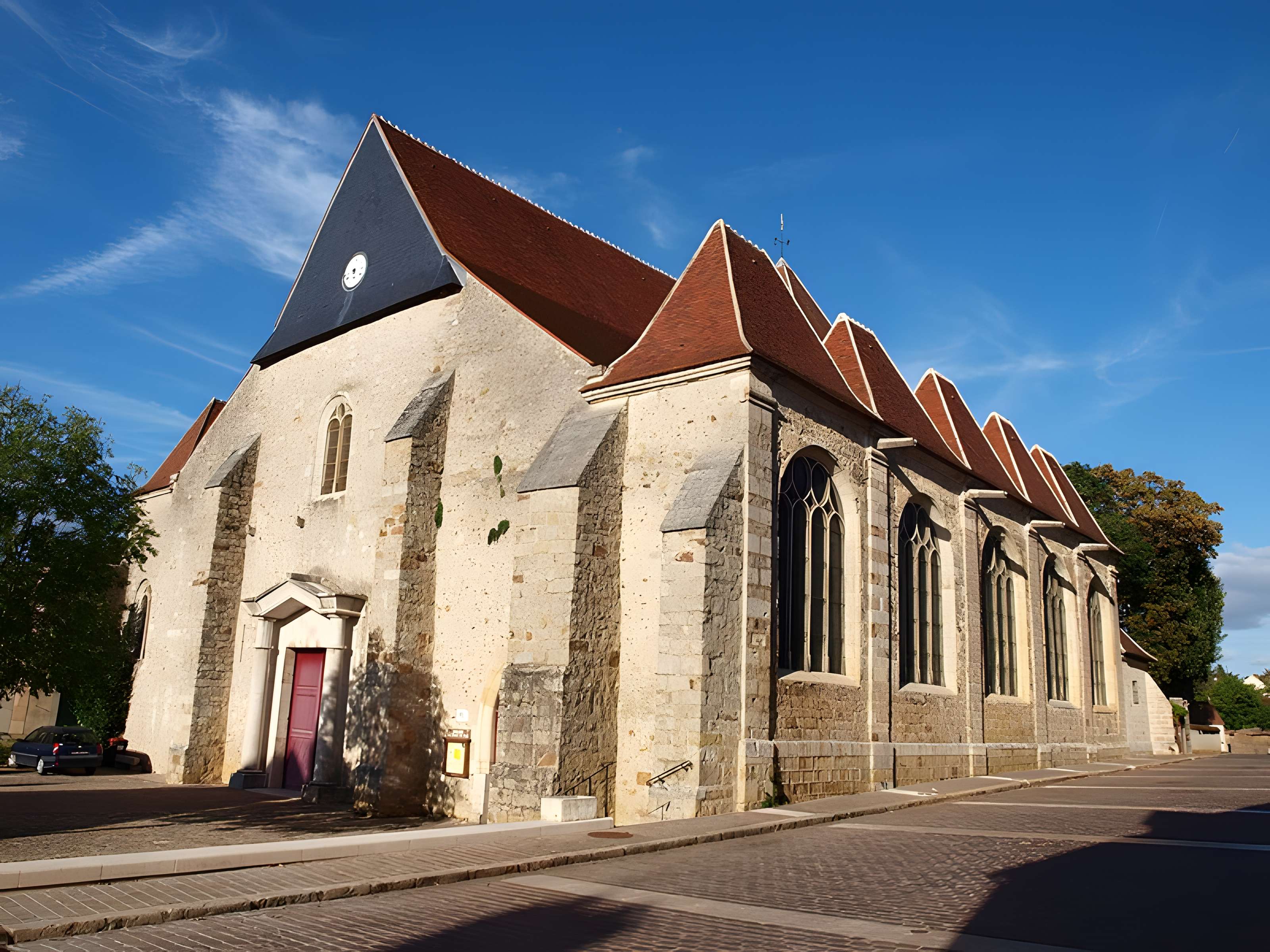 Église Saint-Pierre-et-Saint-Paul de Courtenay