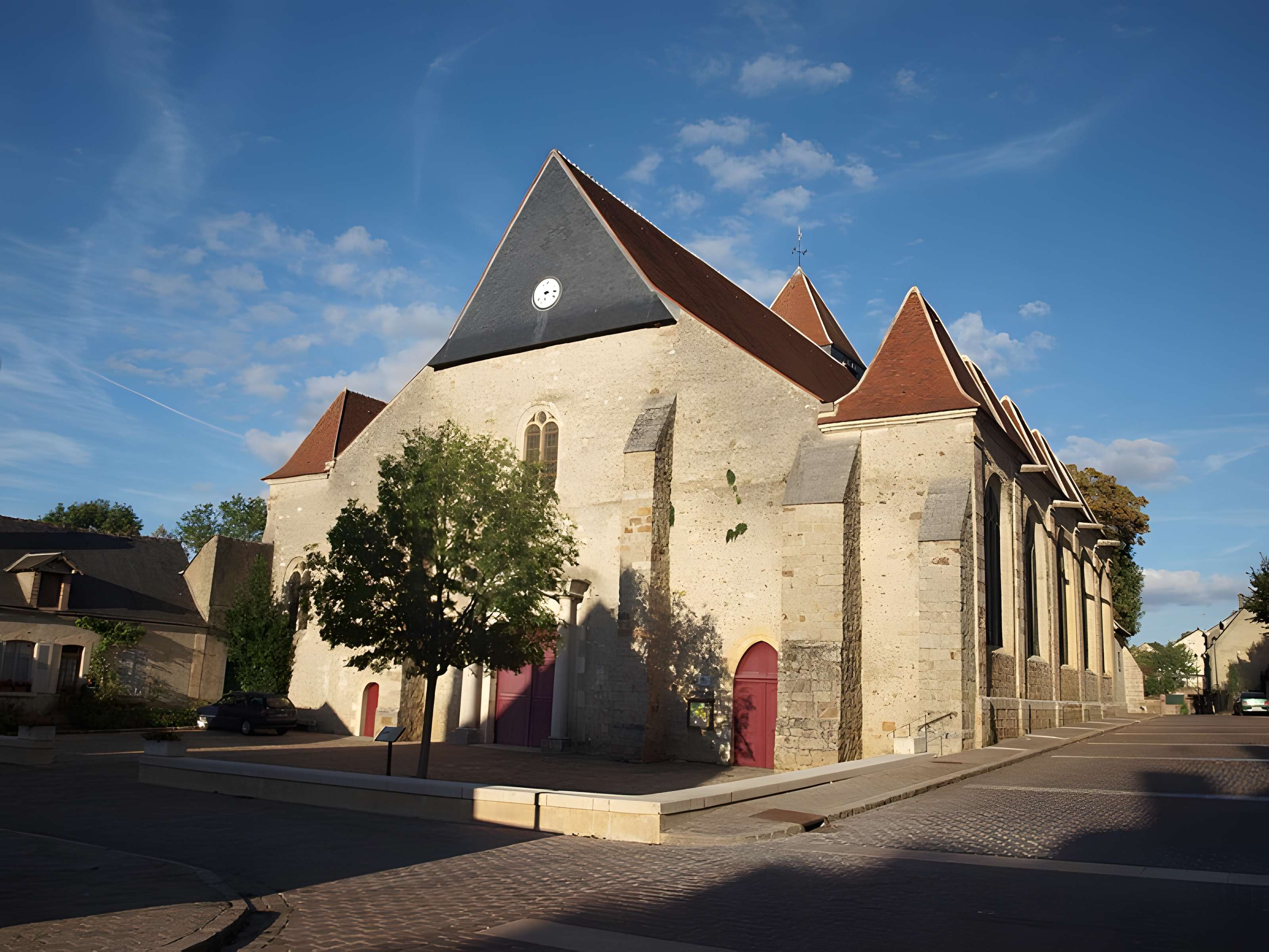 Église Saint-Pierre-et-Saint-Paul de Courtenay