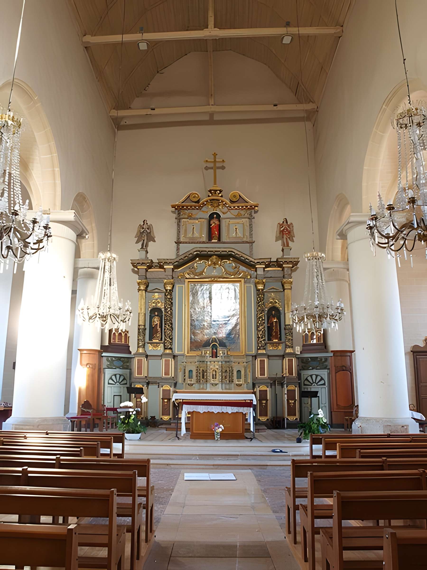 Église Saint-Pierre-et-Saint-Paul de Courtenay