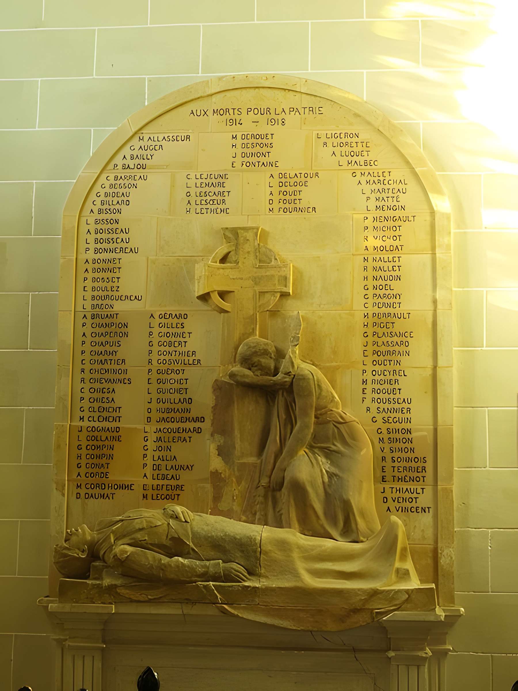 Église Saint-Pierre-et-Saint-Paul de Courtenay