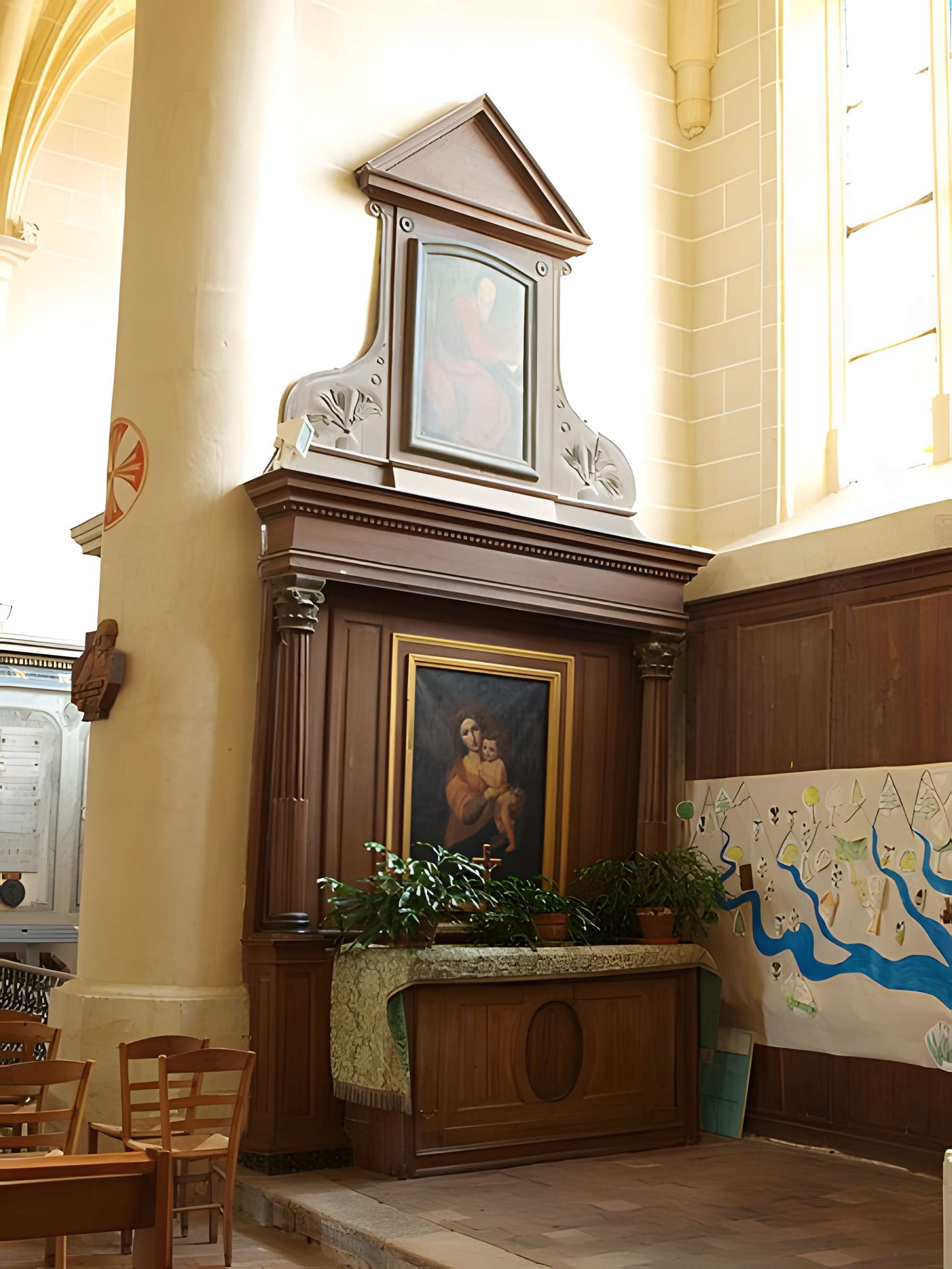 Église Saint-Pierre-et-Saint-Paul de Courtenay